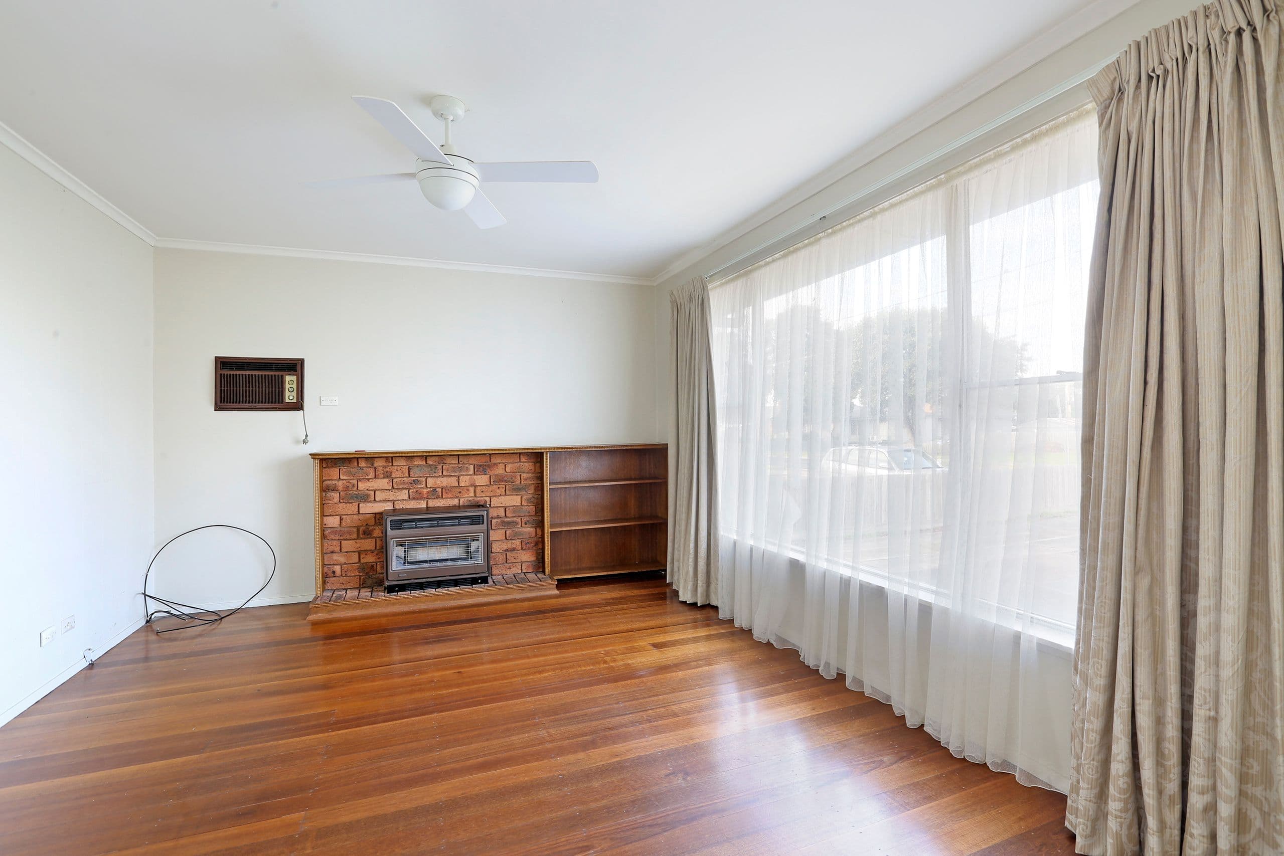 24 Vermont Avenue, Corio VIC 3214, Corio - Thumbnail 2