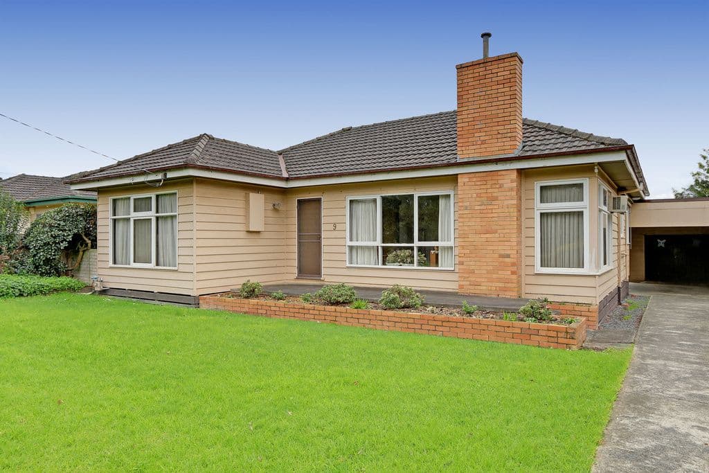 9 Sinclair Road, BAYSWATER VIC 3153, Bayswater - Image 1