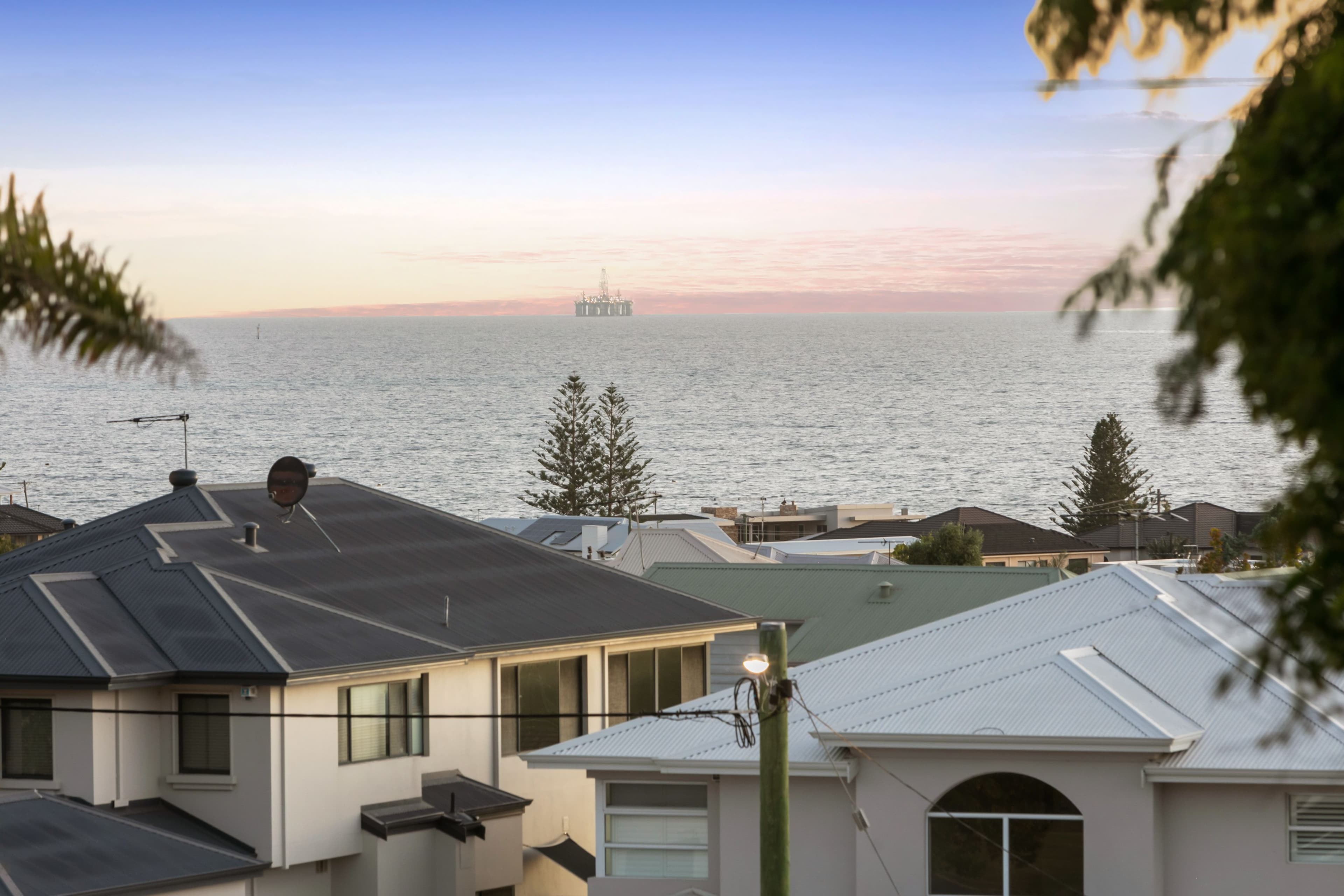 57 Kempenfeldt Avenue, Sorrento WA 6020, Sorrento - Thumbnail 4