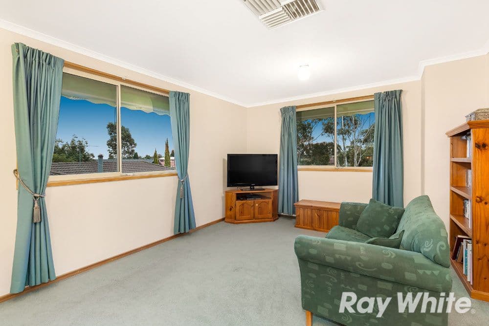 4 Friendship Avenue, Mill Park VIC 3082, Mill Park - Thumbnail 6
