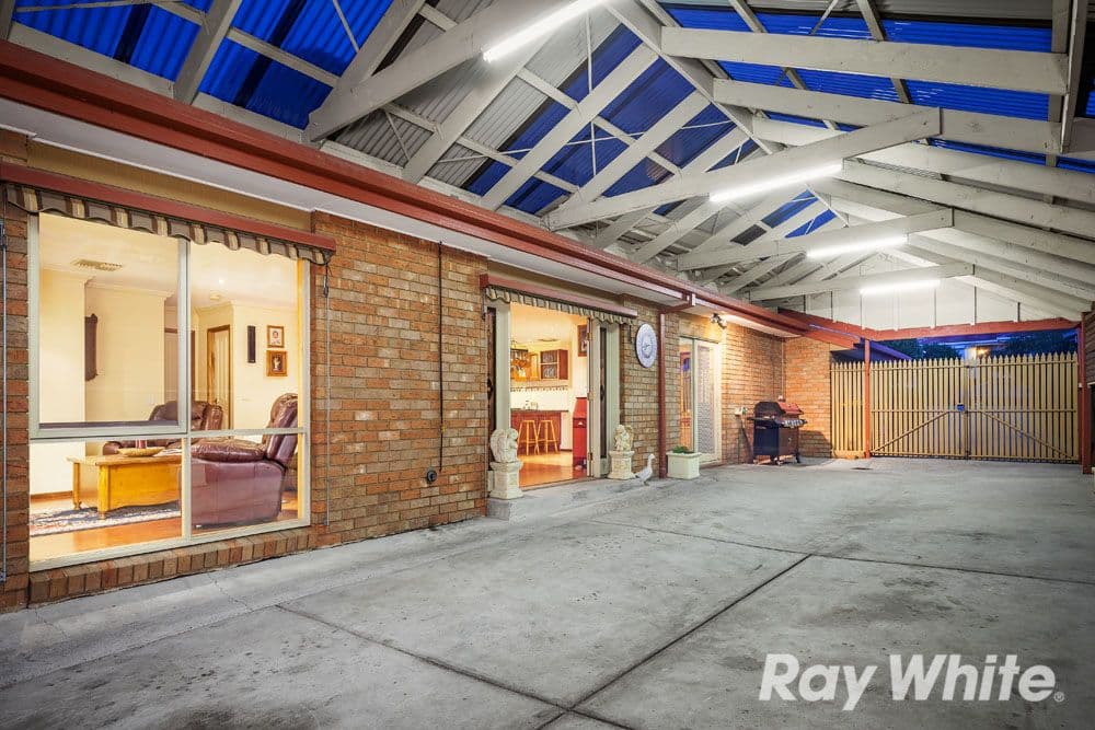 4 Friendship Avenue, Mill Park VIC 3082, Mill Park - Thumbnail 8