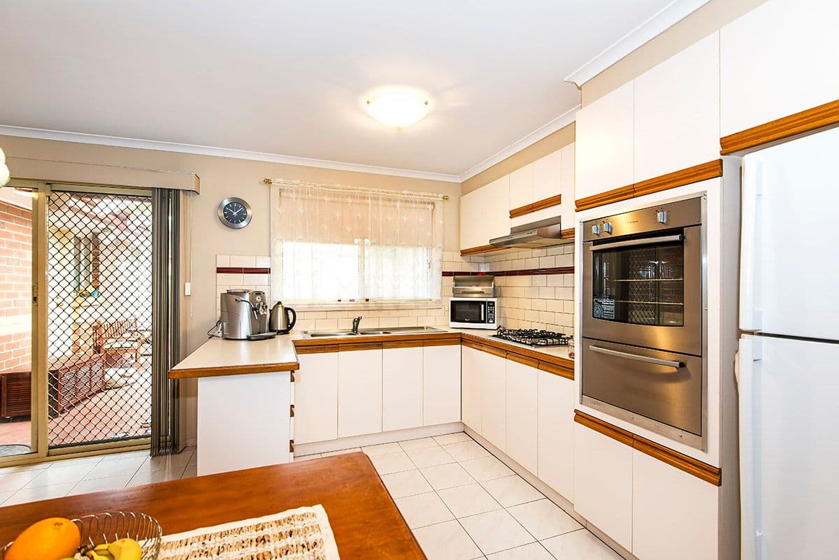 9 Bradley Drive, Mill Park VIC 3082, Mill Park - Thumbnail 2