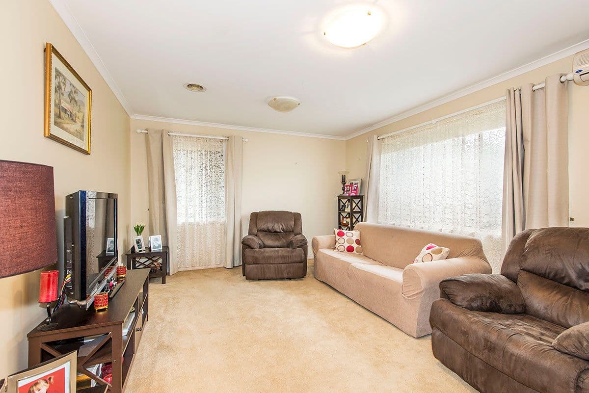 9 Bradley Drive, Mill Park VIC 3082, Mill Park - Thumbnail 4