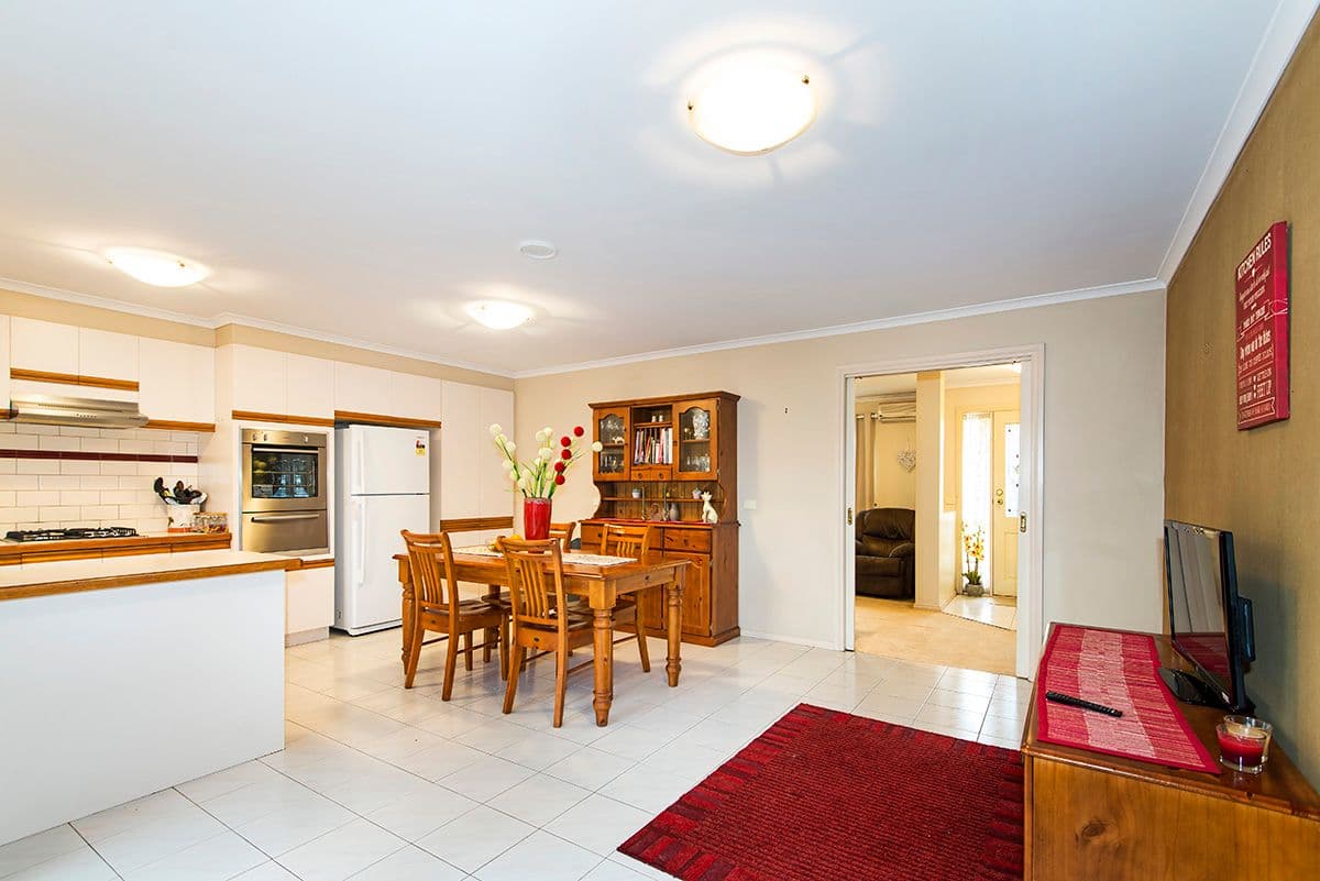 9 Bradley Drive, Mill Park VIC 3082, Mill Park - Thumbnail 7