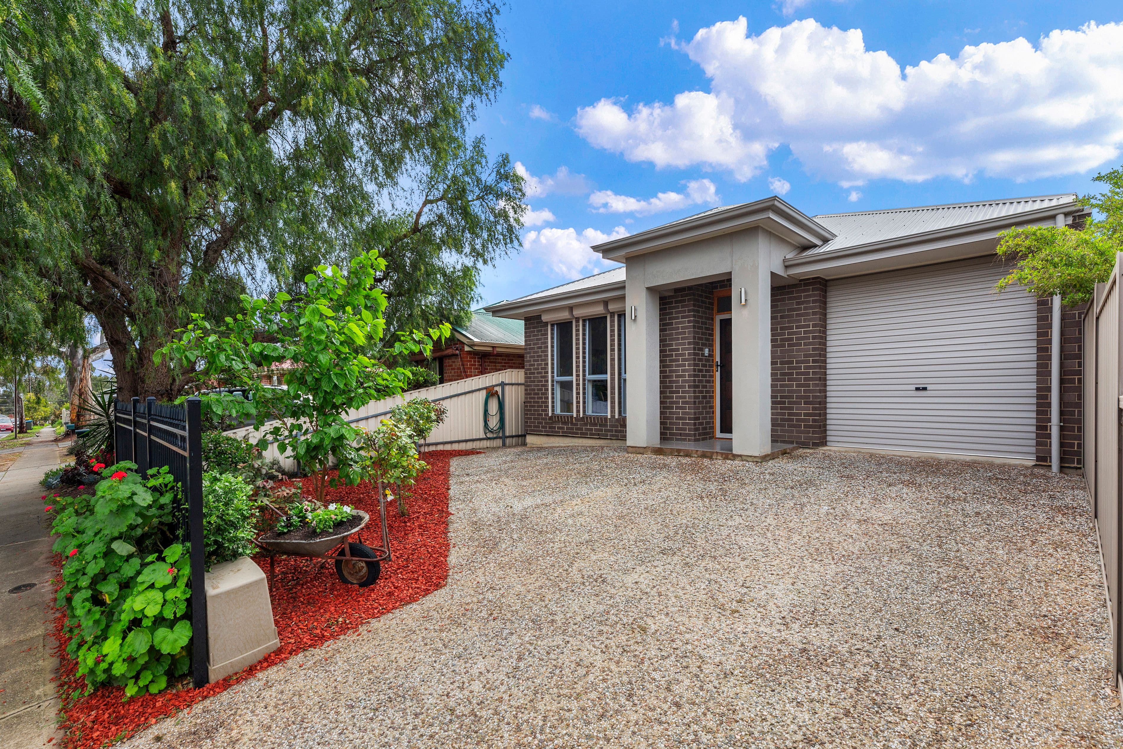 8A Ridgeway Avenue, Enfield SA 5085, Enfield - Image 1