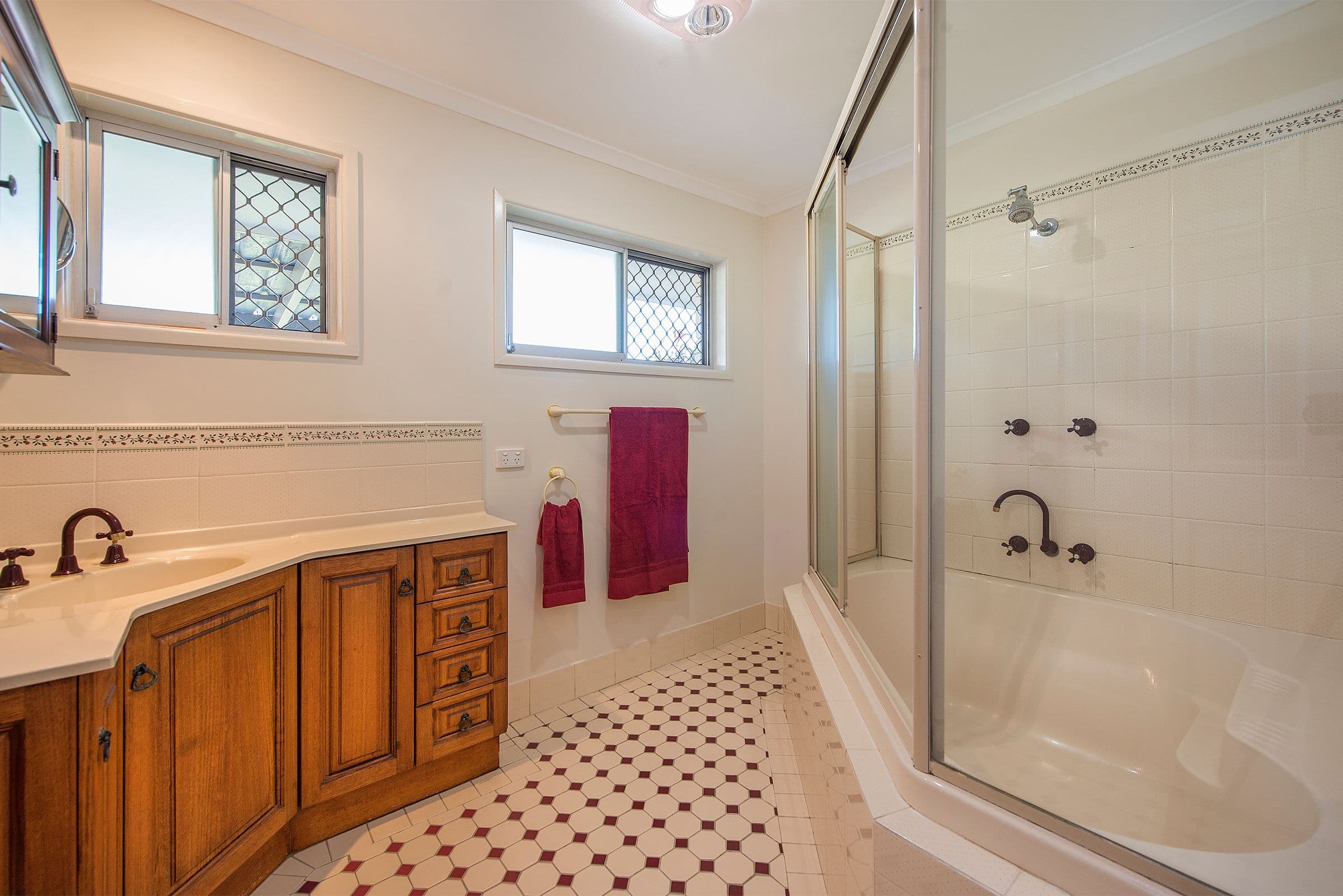 7 Osanna Street, Daisy Hill QLD 4127, Daisy Hill - Thumbnail 7