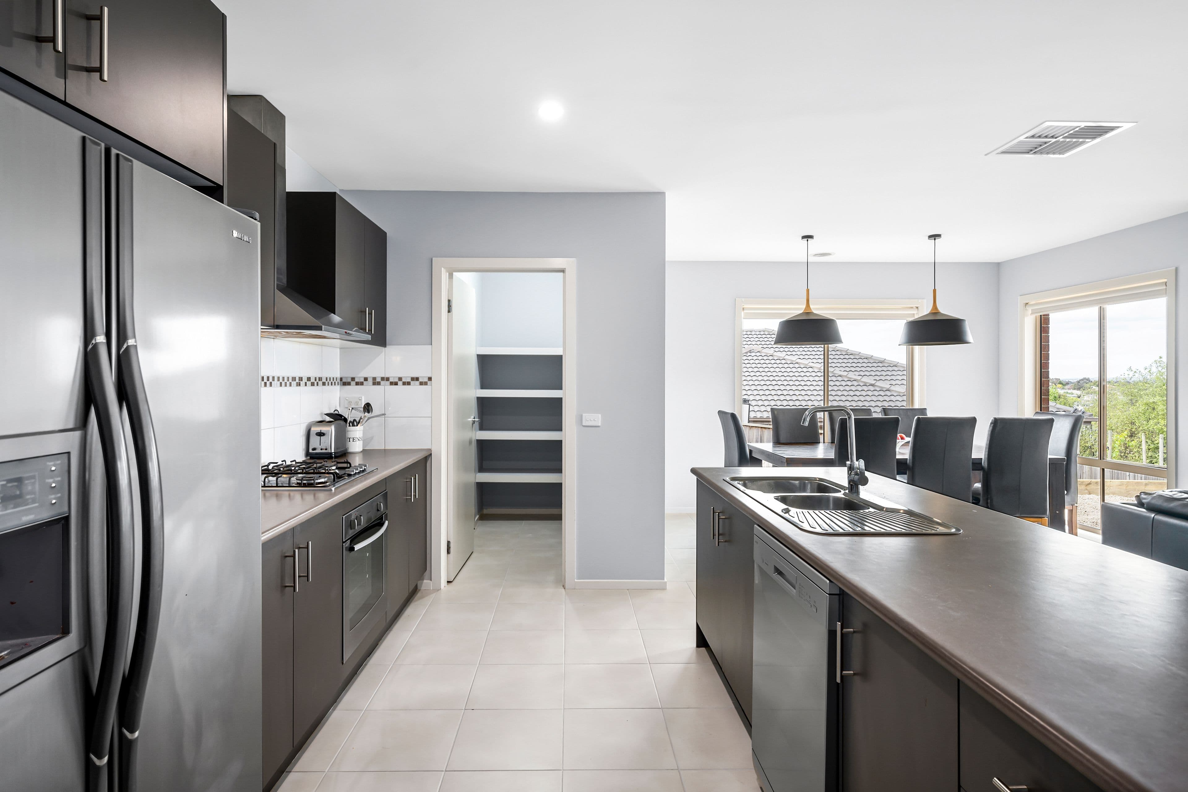 153 Phillip Drive, Sunbury VIC 3429, Sunbury - Thumbnail 6