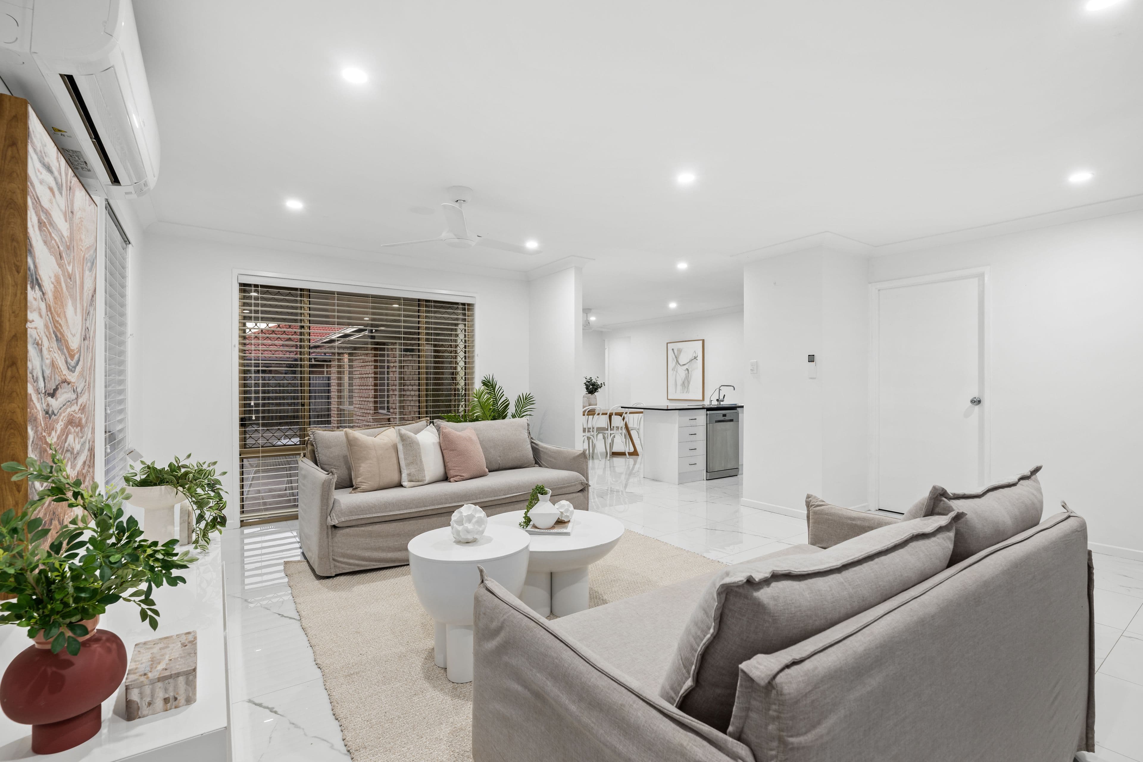 13 Hilldean Drive, Raceview QLD 4305, Raceview - Thumbnail 3