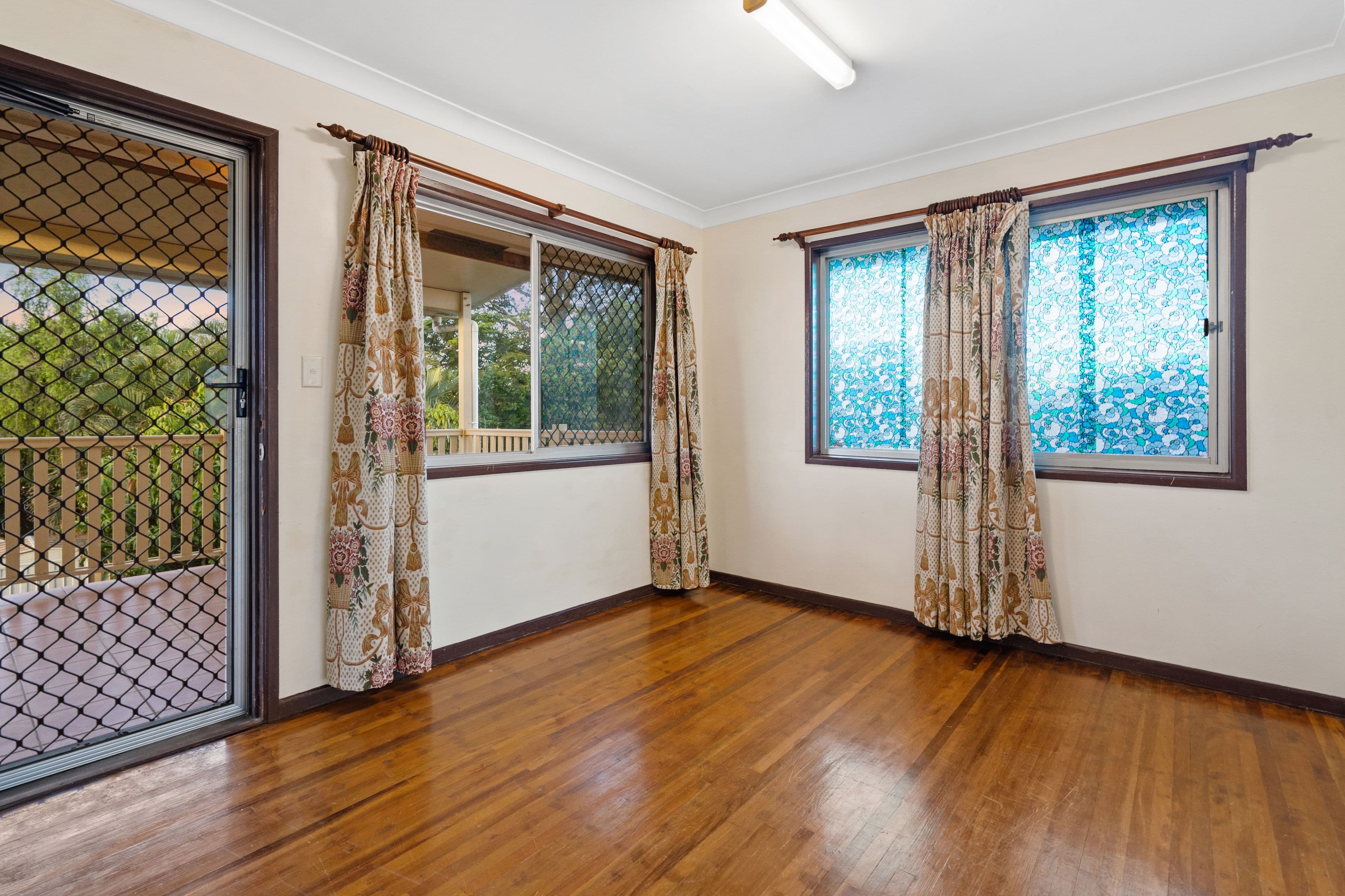 9 Bramwell Street, Eight Mile Plains QLD 4113, Eight Mile Plains - Thumbnail 3
