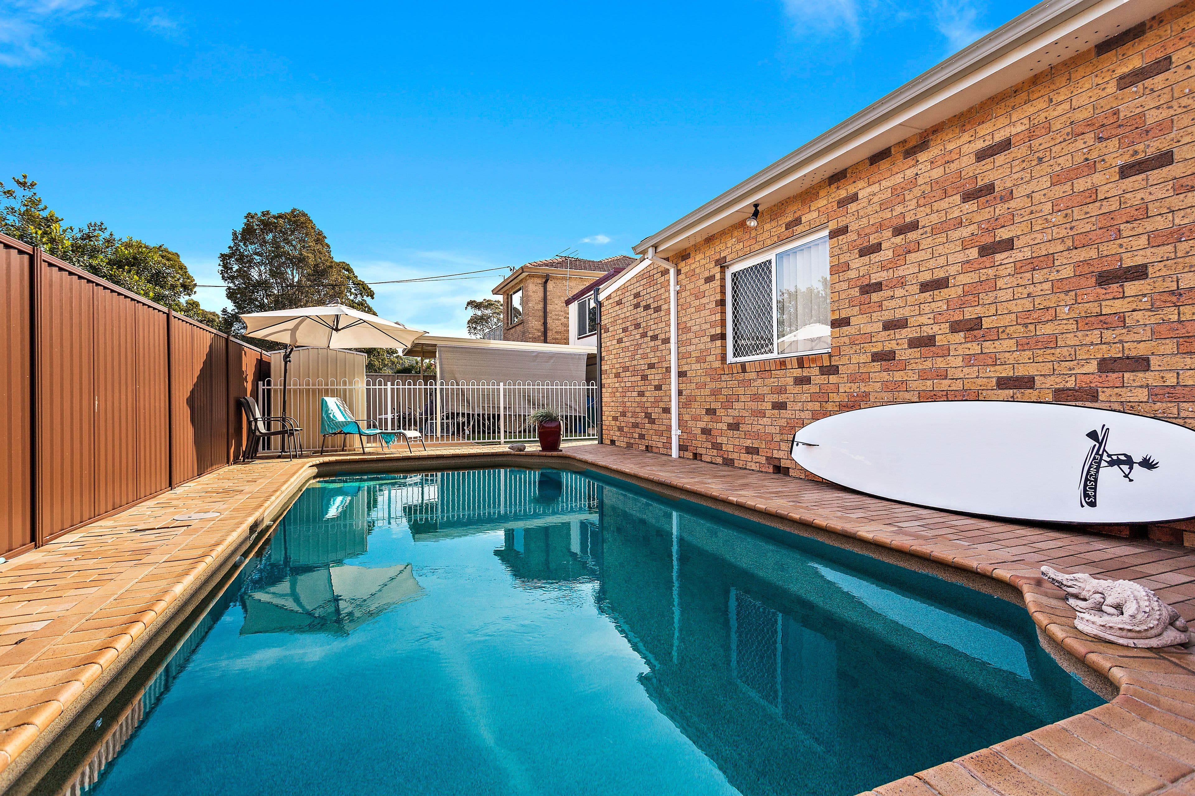 7 Yathong Road, Caringbah - Thumbnail 2