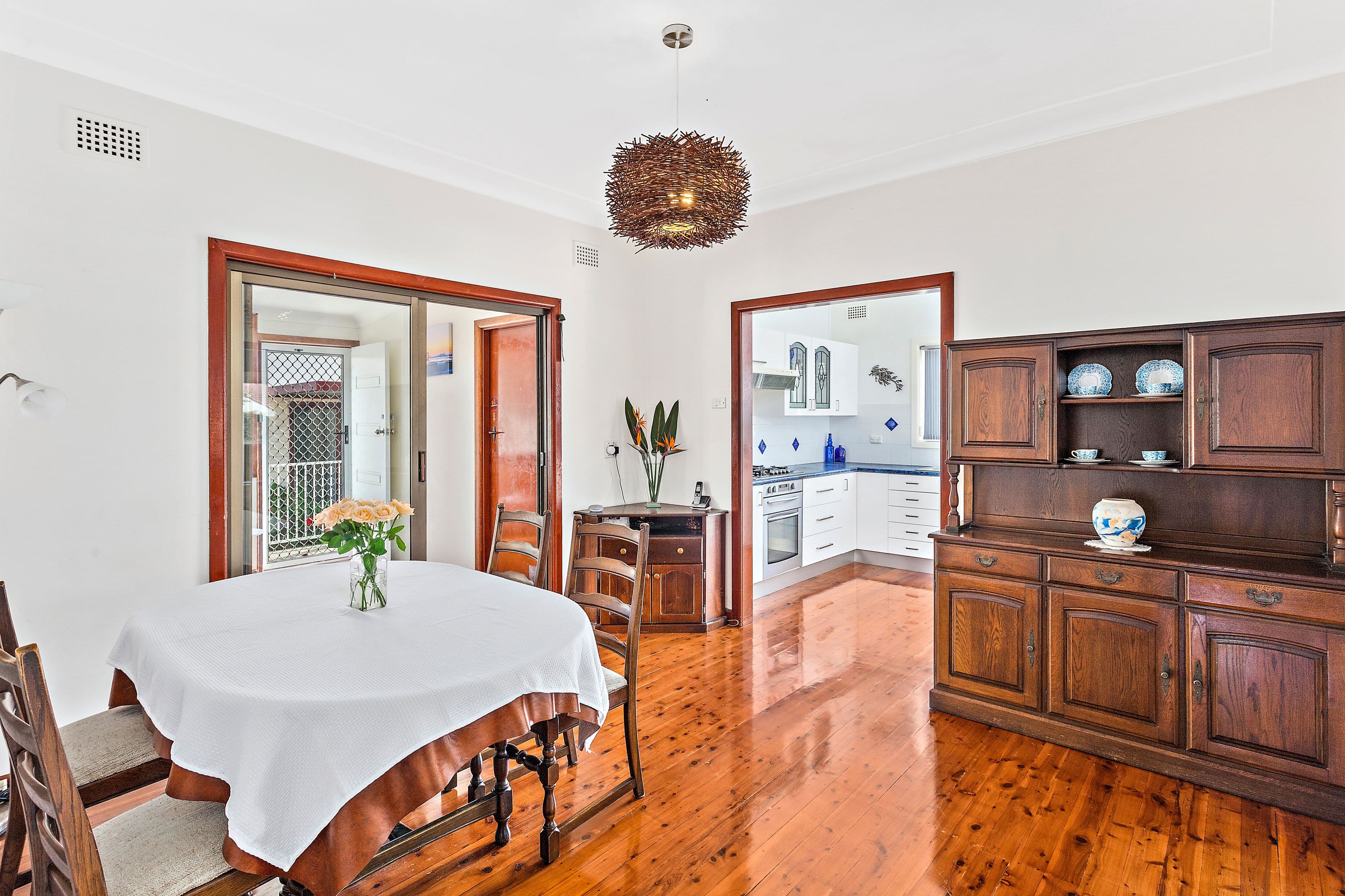 7 Yathong Road, Caringbah - Thumbnail 4