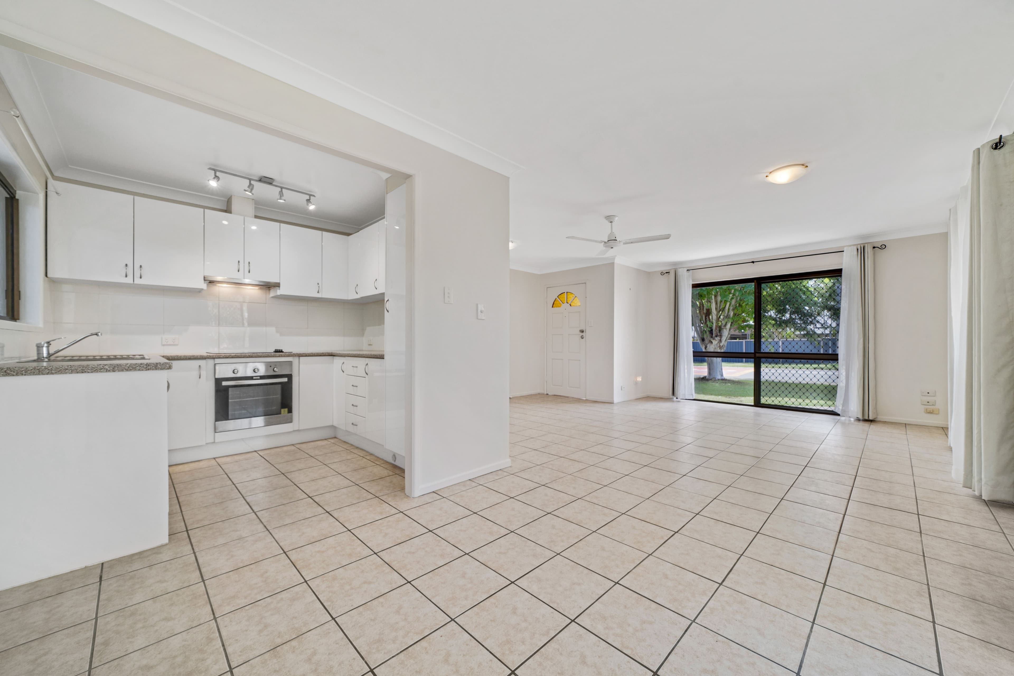 47 Lamorna Street, Rochedale South QLD 4123, Rochedale South - Thumbnail 3