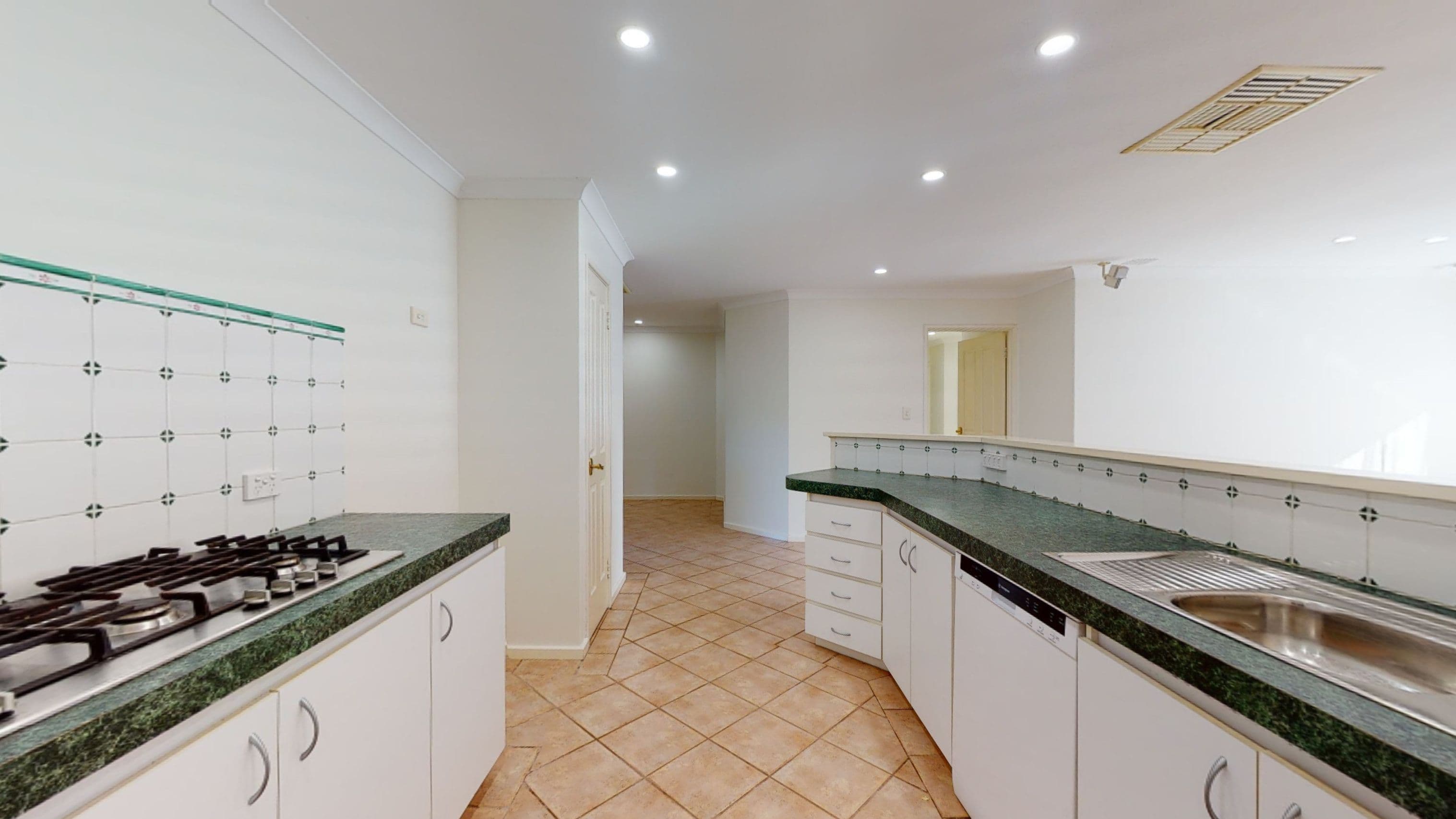 10 Davilak Street, Como WA 6152, Como - Thumbnail 4