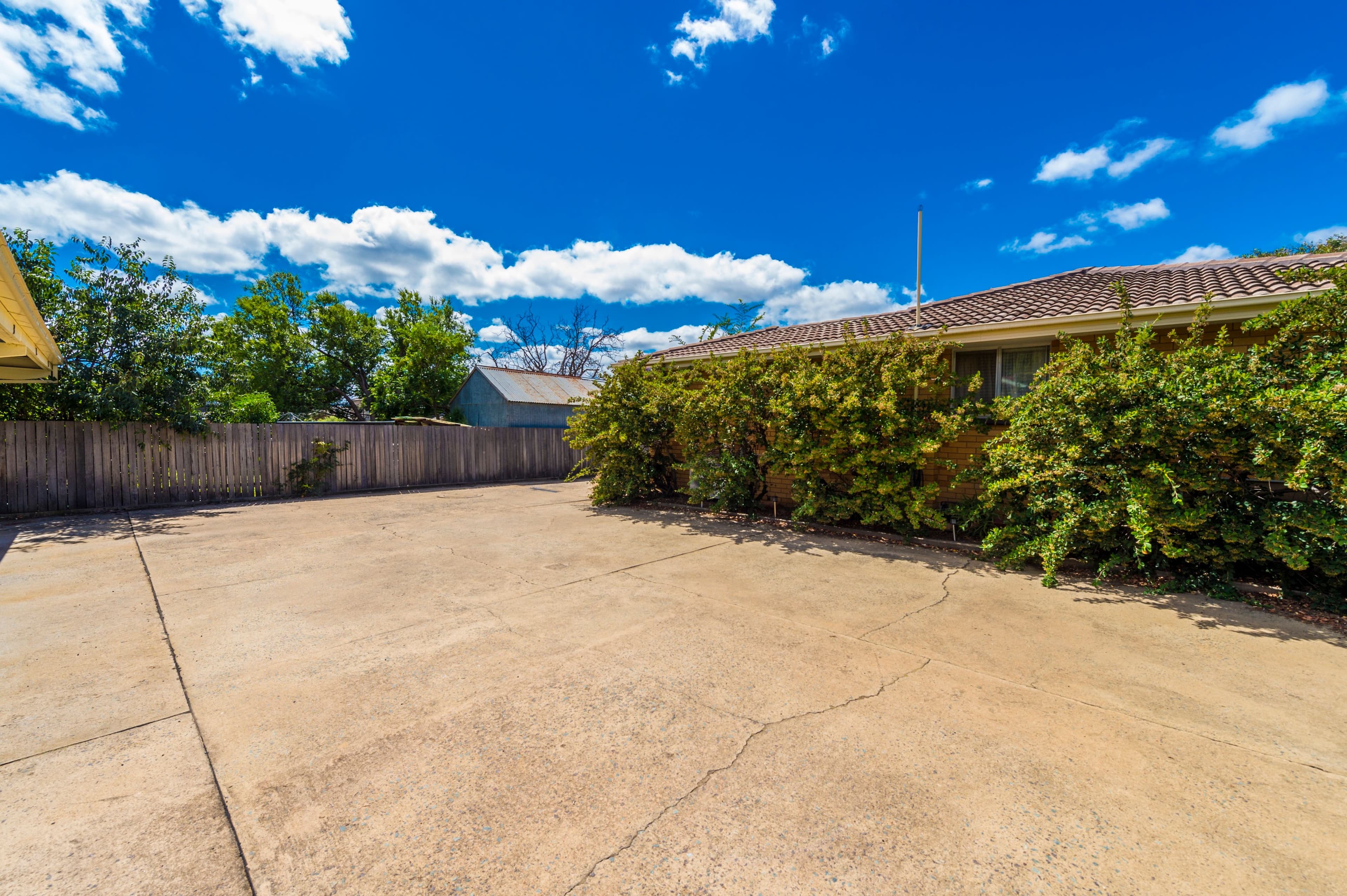 17 Broughton Place, Queanbeyan NSW 2620, Queanbeyan - Thumbnail 4