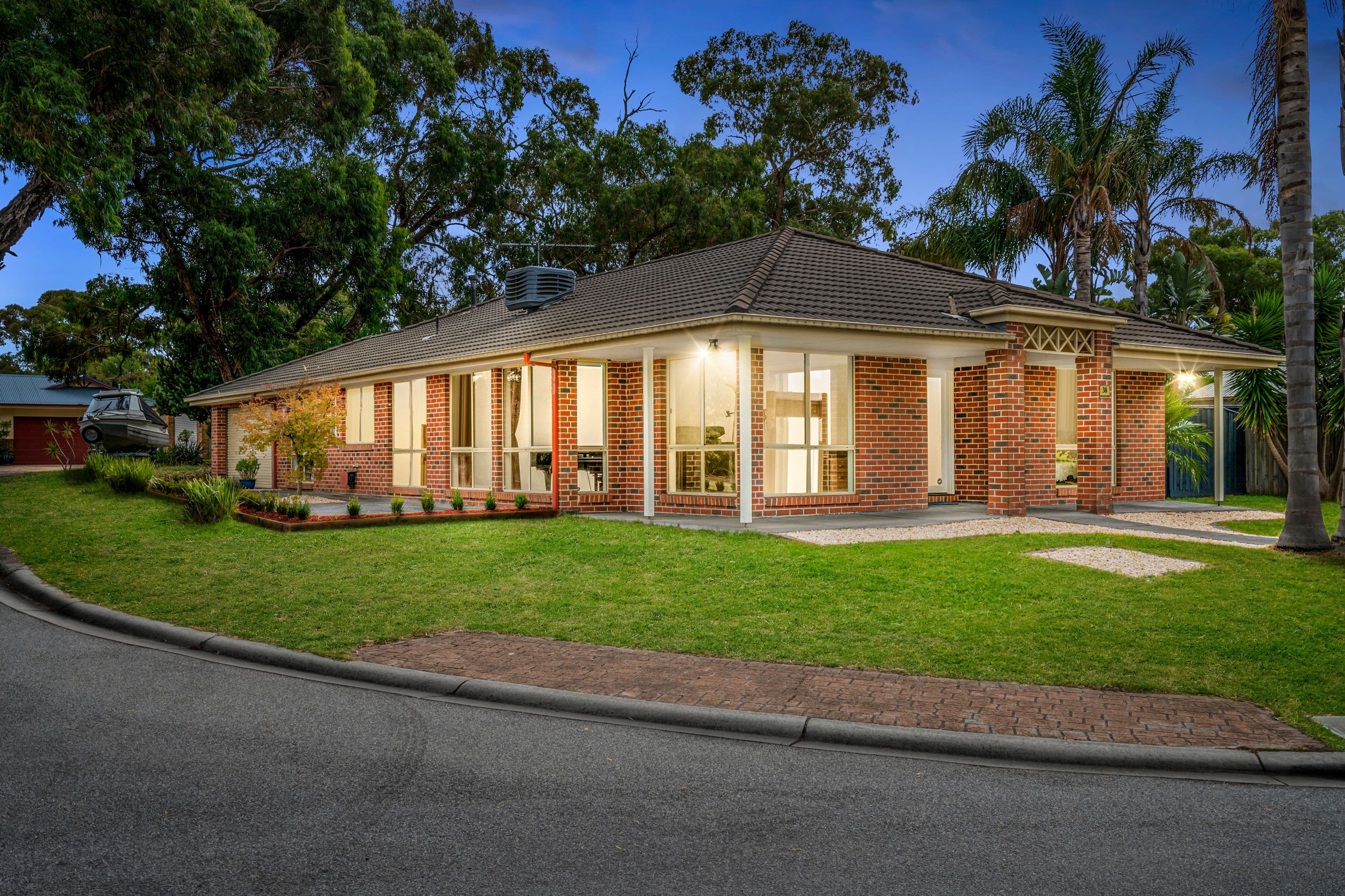 38 Manorwoods Drive, Frankston VIC 3199, Frankston - Image 1