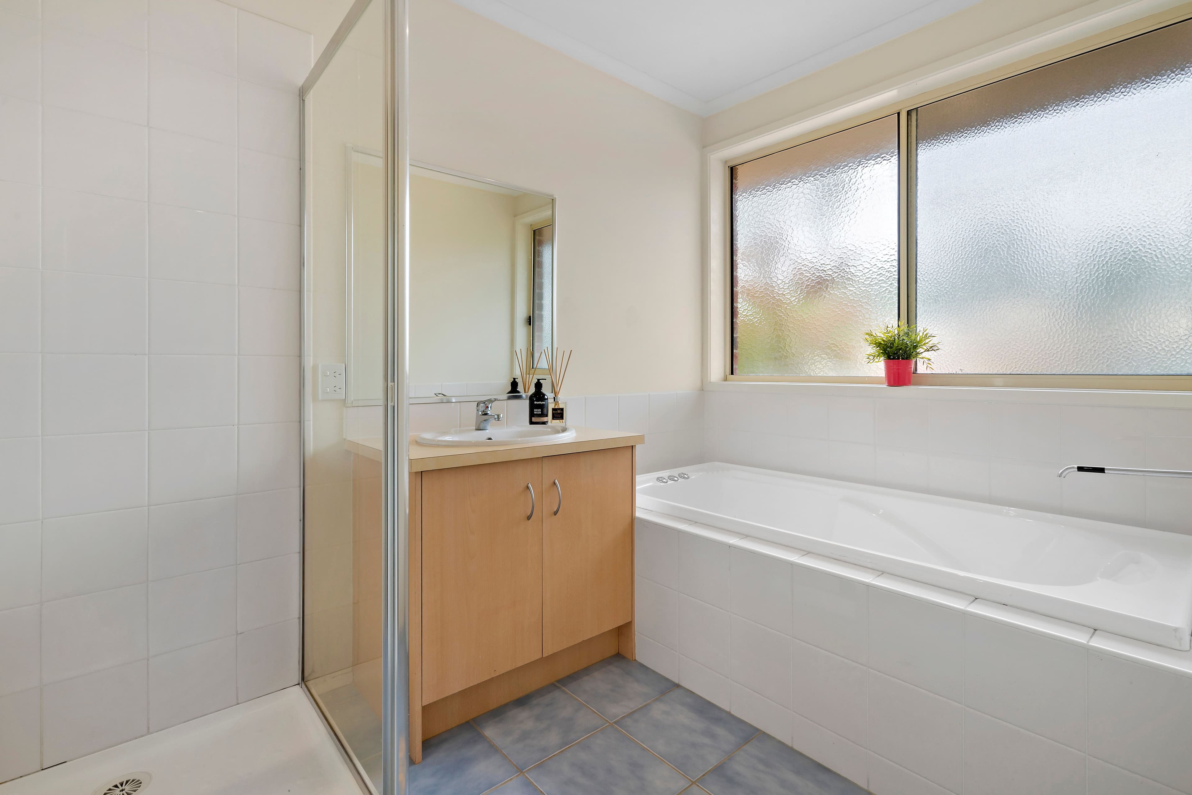 38 Manorwoods Drive, Frankston VIC 3199, Frankston - Thumbnail 7