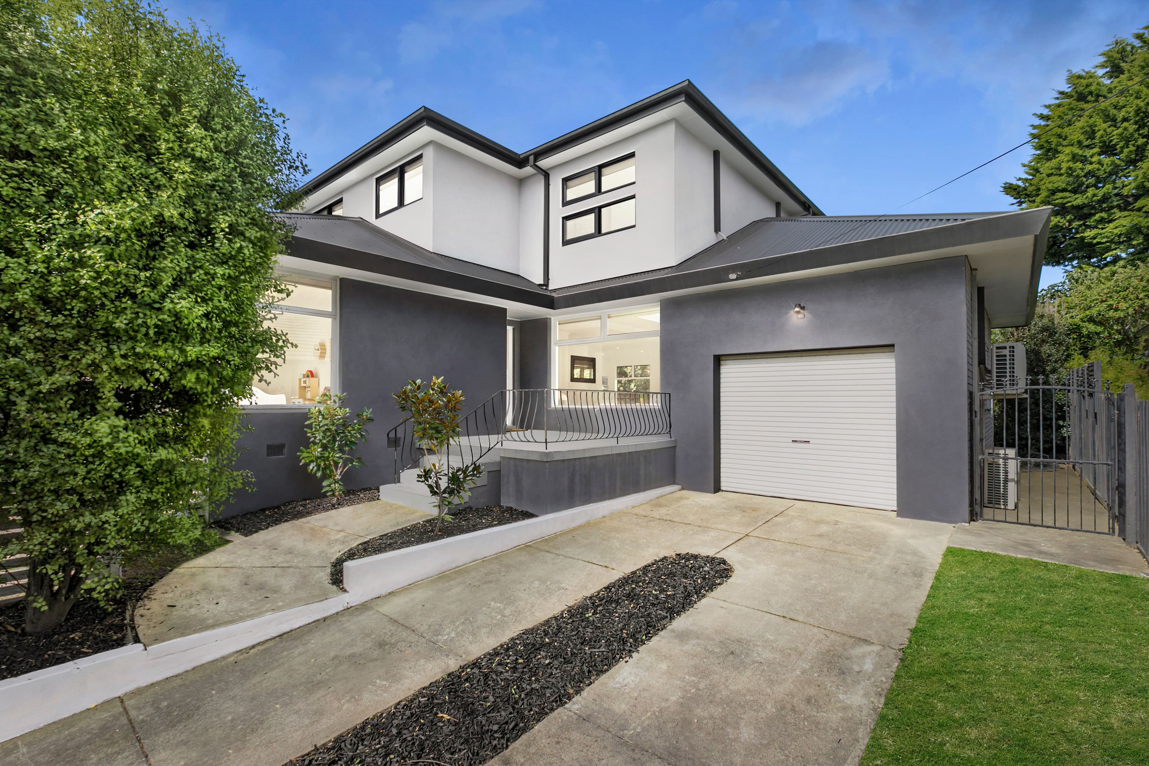 15 Leslie Street, Frankston South VIC 3199, Frankston South - Image 1