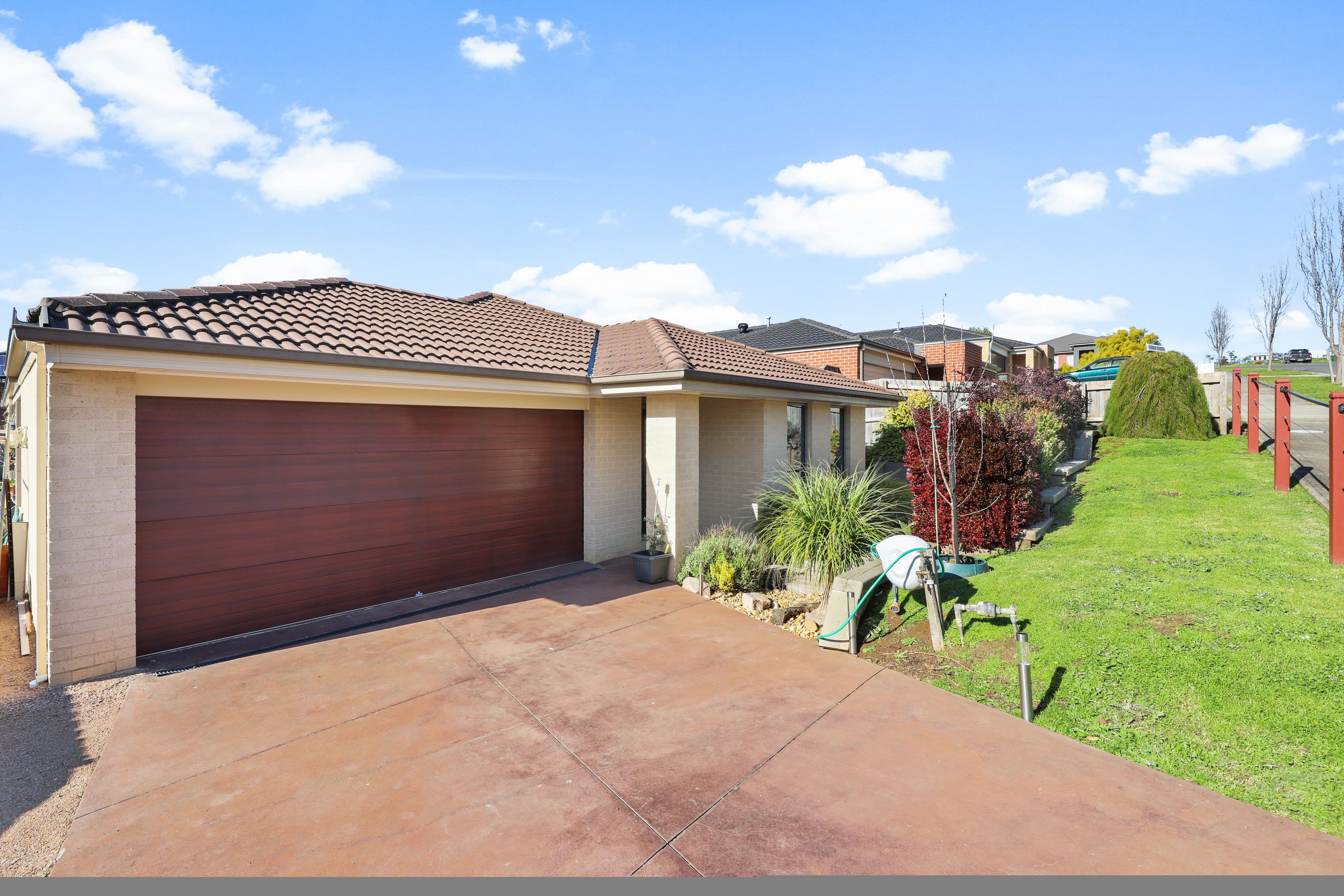 13 Folkstone Court, Drouin VIC 3818, Drouin - Thumbnail 4