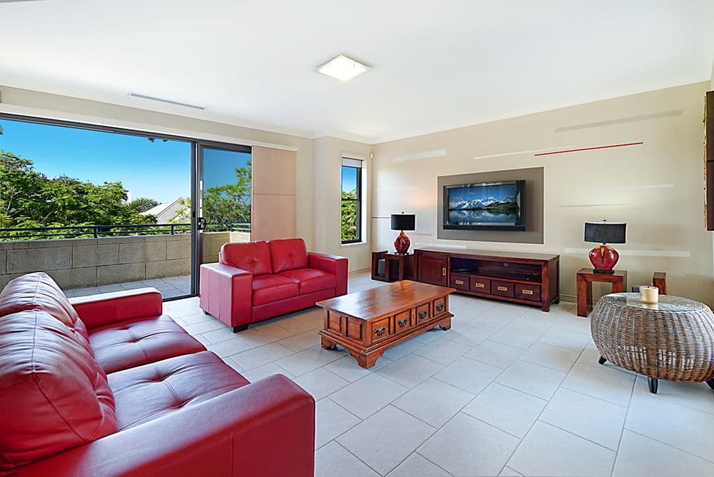 3310 Central Place, CARRARA QLD 4211, Carrara - Image 1