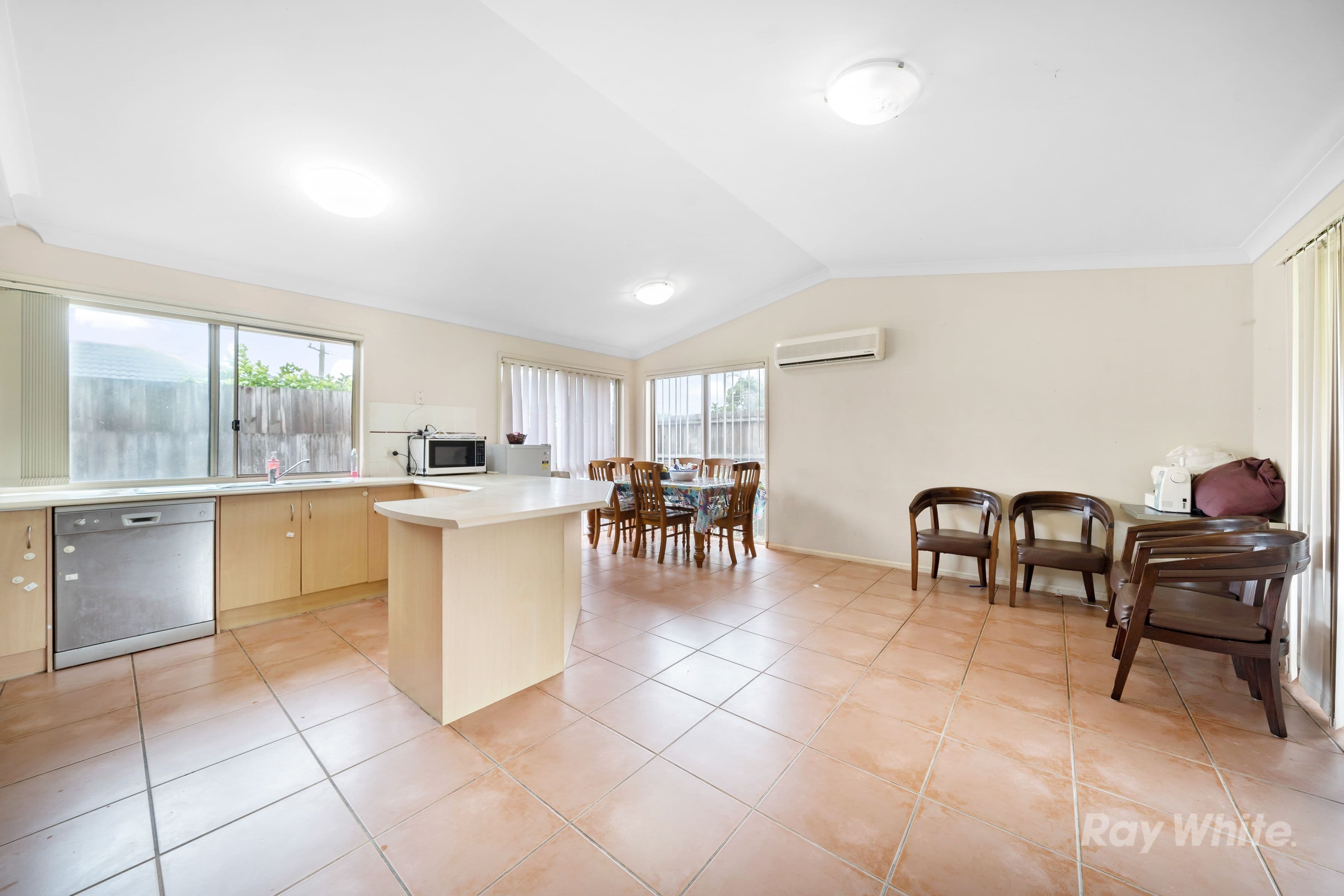 15 Selina Court, Marsden QLD 4132, Marsden - Thumbnail 7