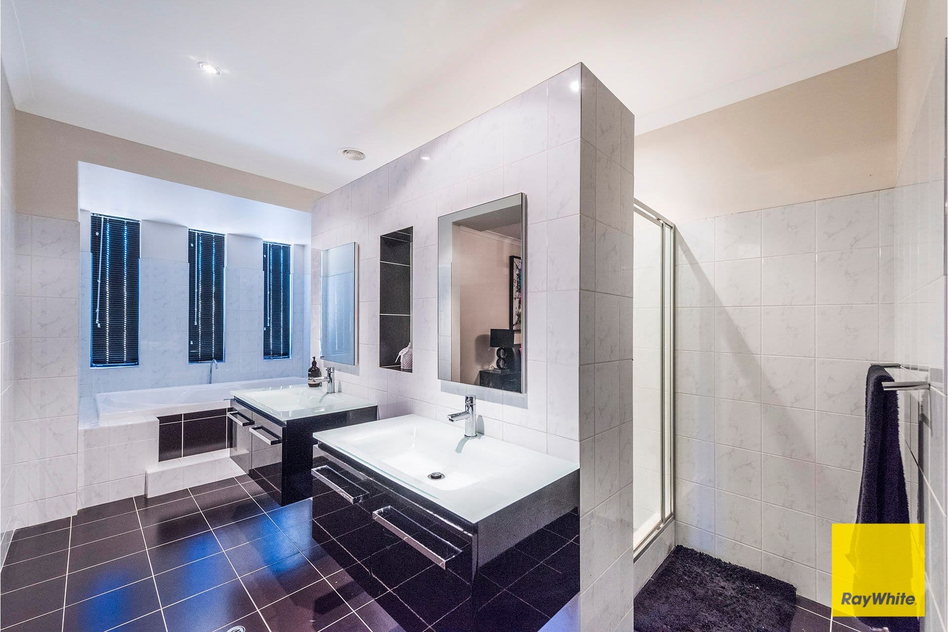 18 Glenview Way, Southern River WA 6110, Southern River - Thumbnail 6