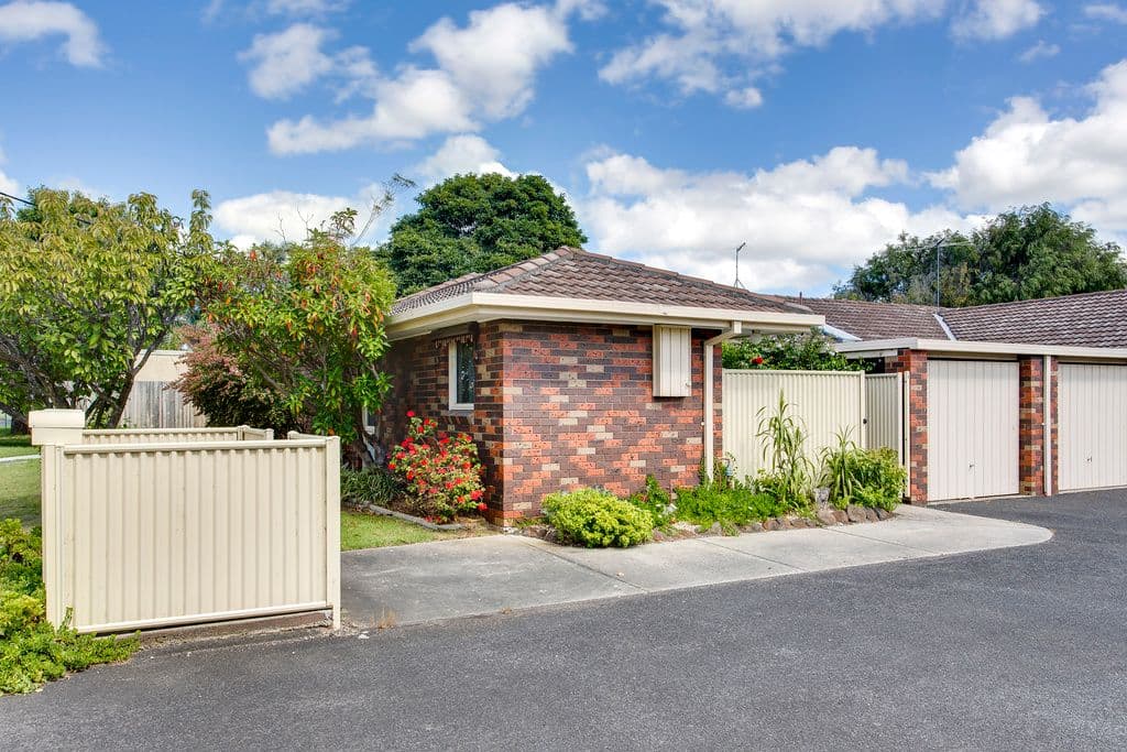 68 Whitehead Grove, Rosebud VIC 3939, Rosebud - Image 1