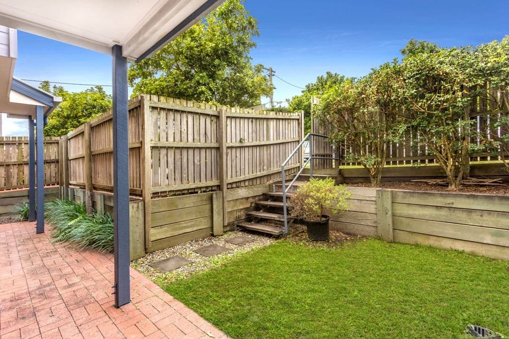 8/117 Albert Street, Seddon - Thumbnail 2