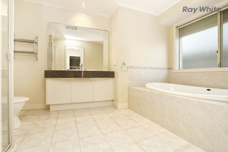 3 Whiteley Parade, TAYLORS LAKES VIC 3038, Taylors Lakes - Thumbnail 6