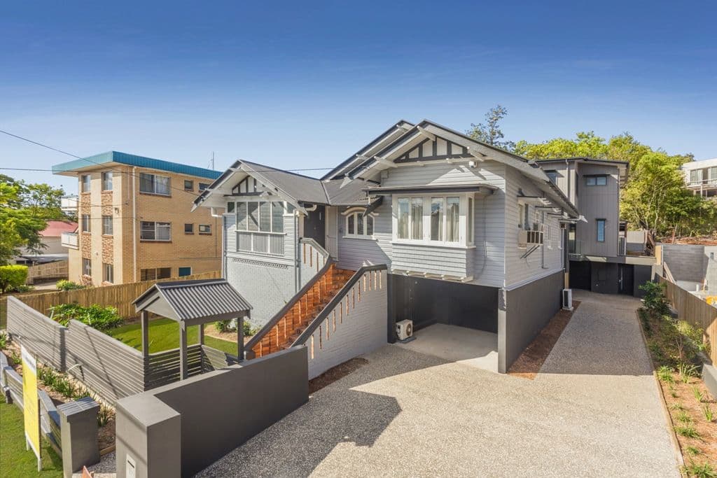 89 Hawthorne Road, Hawthorne QLD 4171, Hawthorne - Image 1