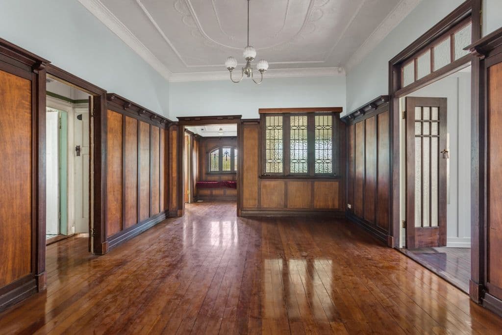 89 Hawthorne Road, Hawthorne QLD 4171, Hawthorne - Thumbnail 2