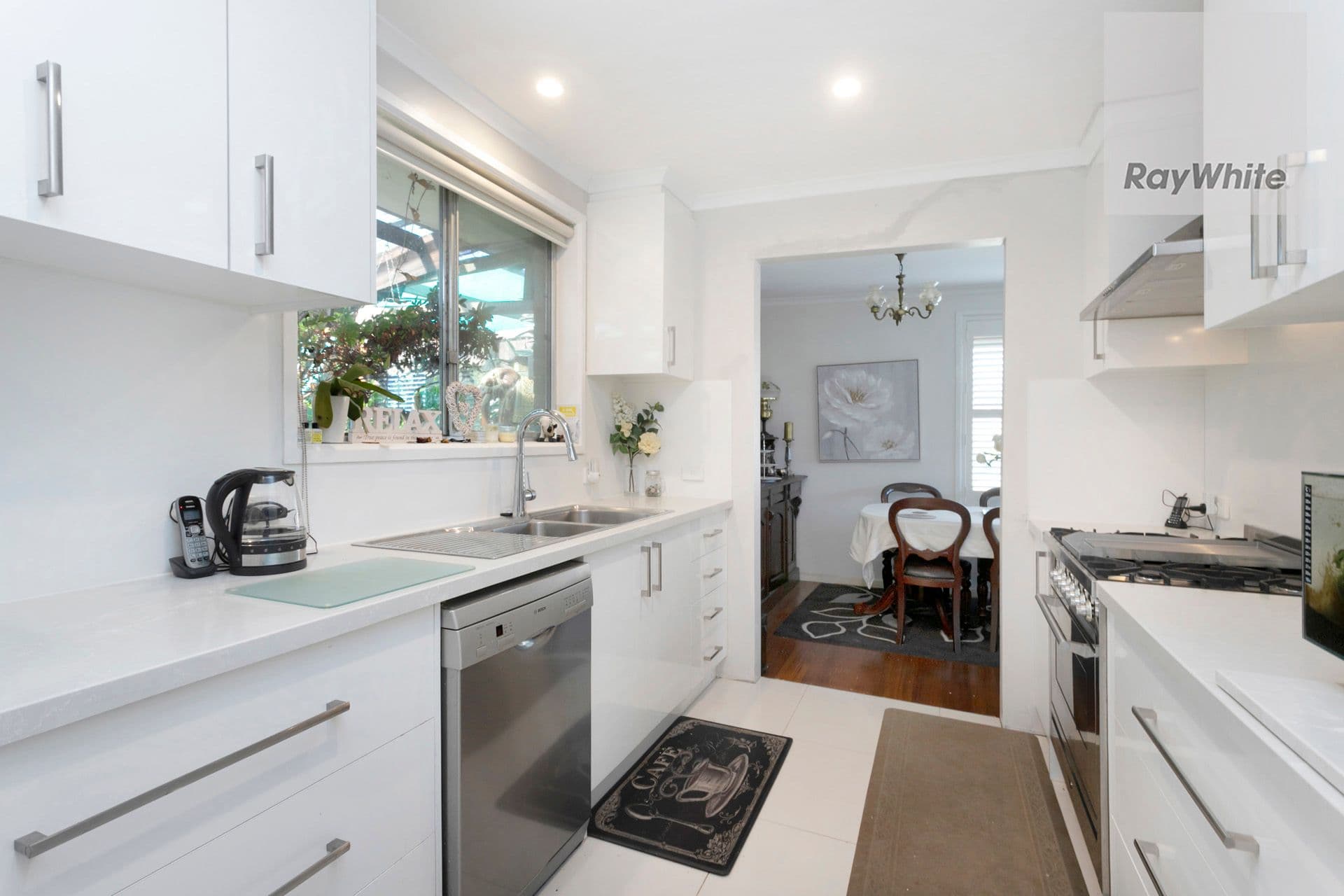 11 Grantley Drive, Gladstone Park VIC 3043, Gladstone Park - Thumbnail 2