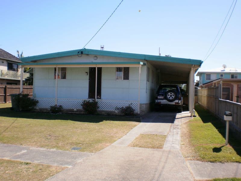 37 Thirteenth Avenue, Palm Beach QLD 4221, Palm Beach - Thumbnail 2