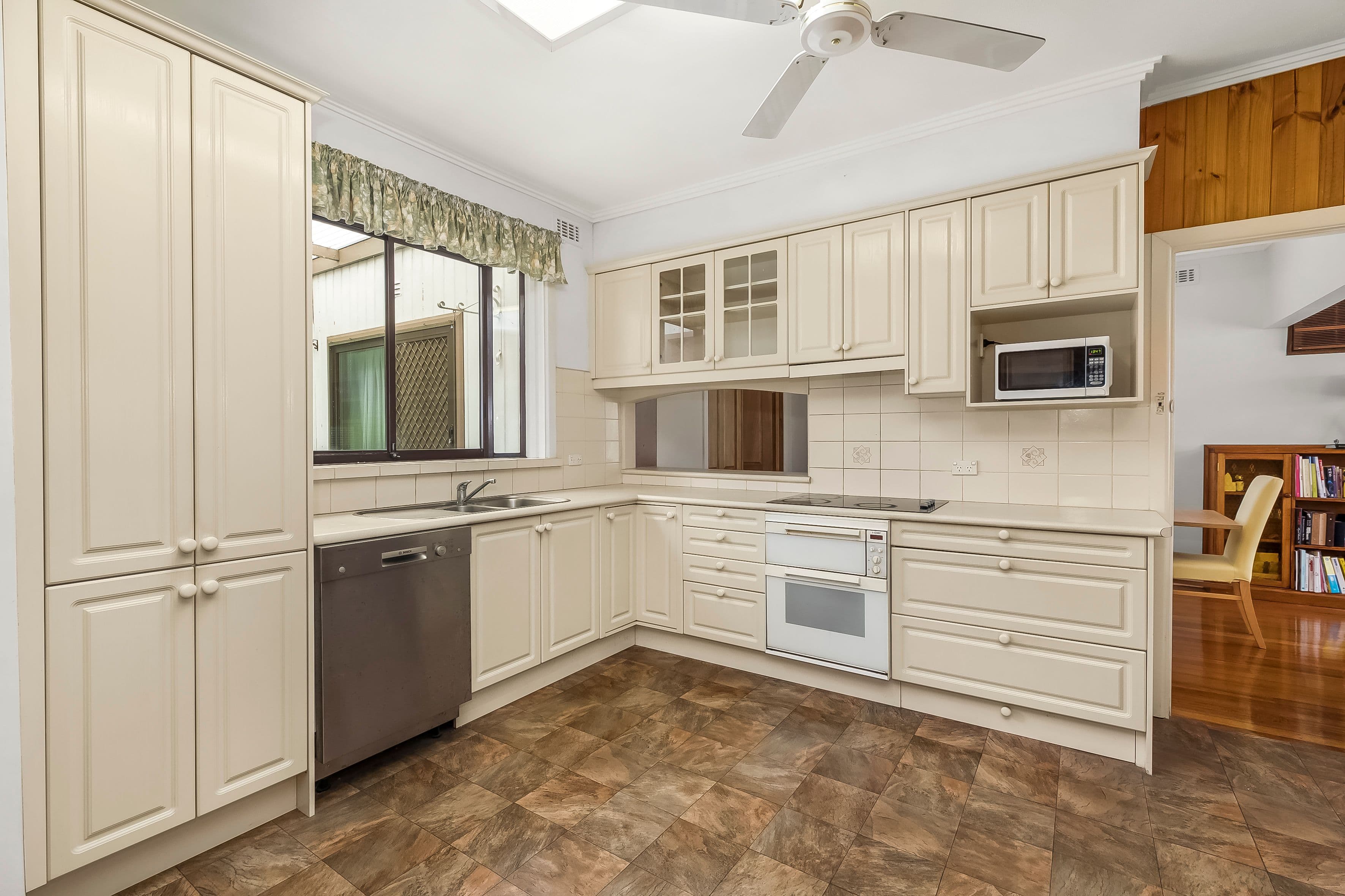 26 Lavidge Road, Ashwood VIC 3147, Ashwood - Thumbnail 4