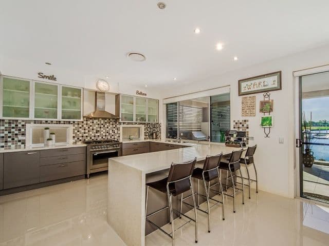 78 Southaven Drive, HELENSVALE QLD 4212, Helensvale - Thumbnail 6