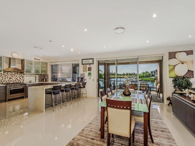 78 Southaven Drive, HELENSVALE QLD 4212, Helensvale - Thumbnail 7