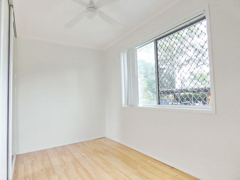 28 Winifred Street, Kingston QLD 4114, Kingston - Thumbnail 3