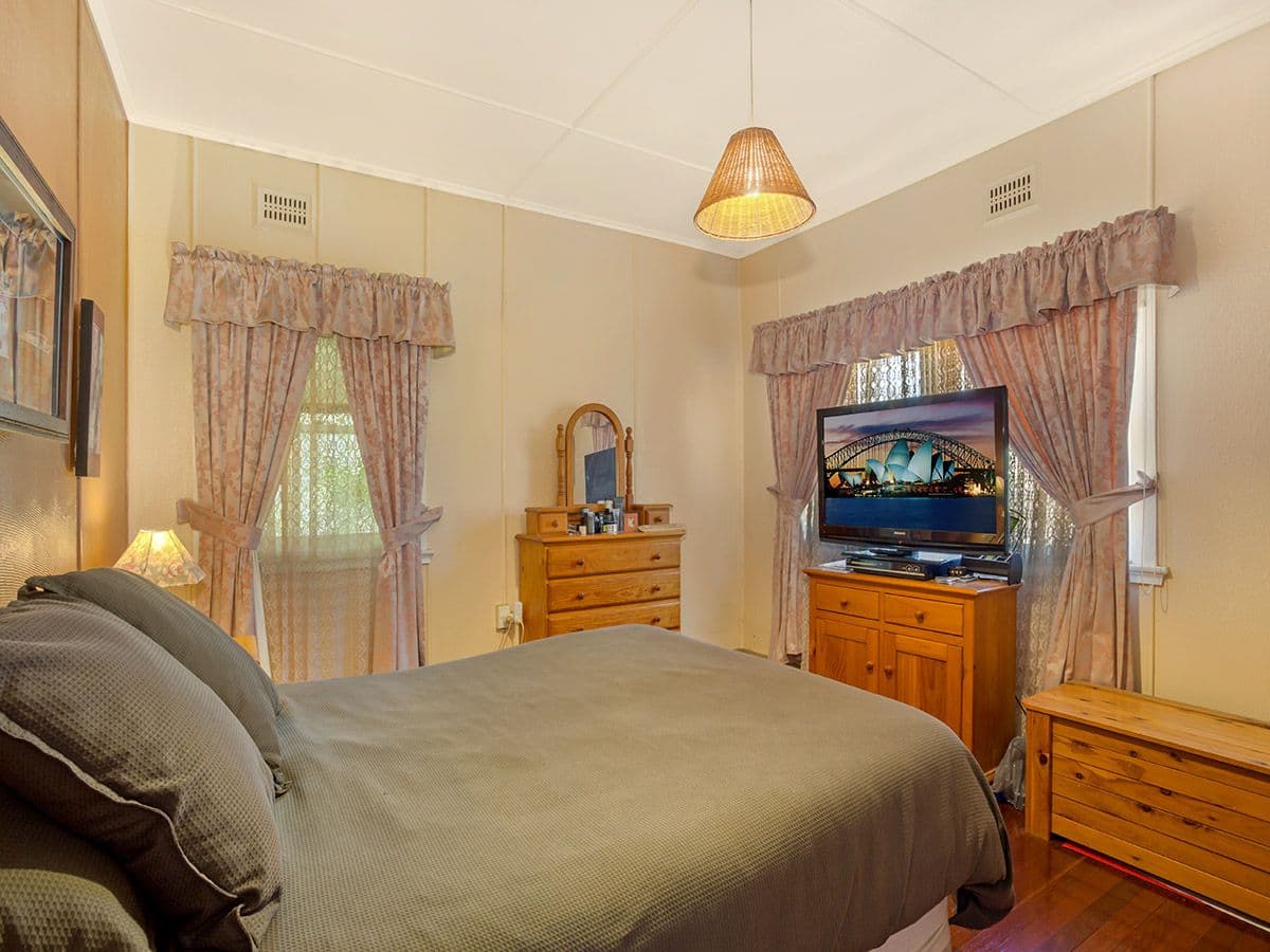 16 Garrard Street, Girards Hill - Thumbnail 4