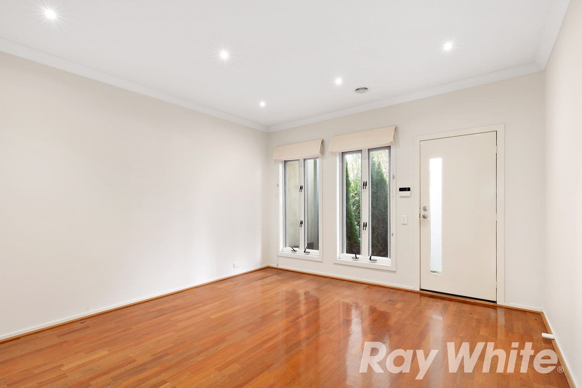 31 Jade Circuit, Burwood East VIC 3151, Burwood East - Thumbnail 4