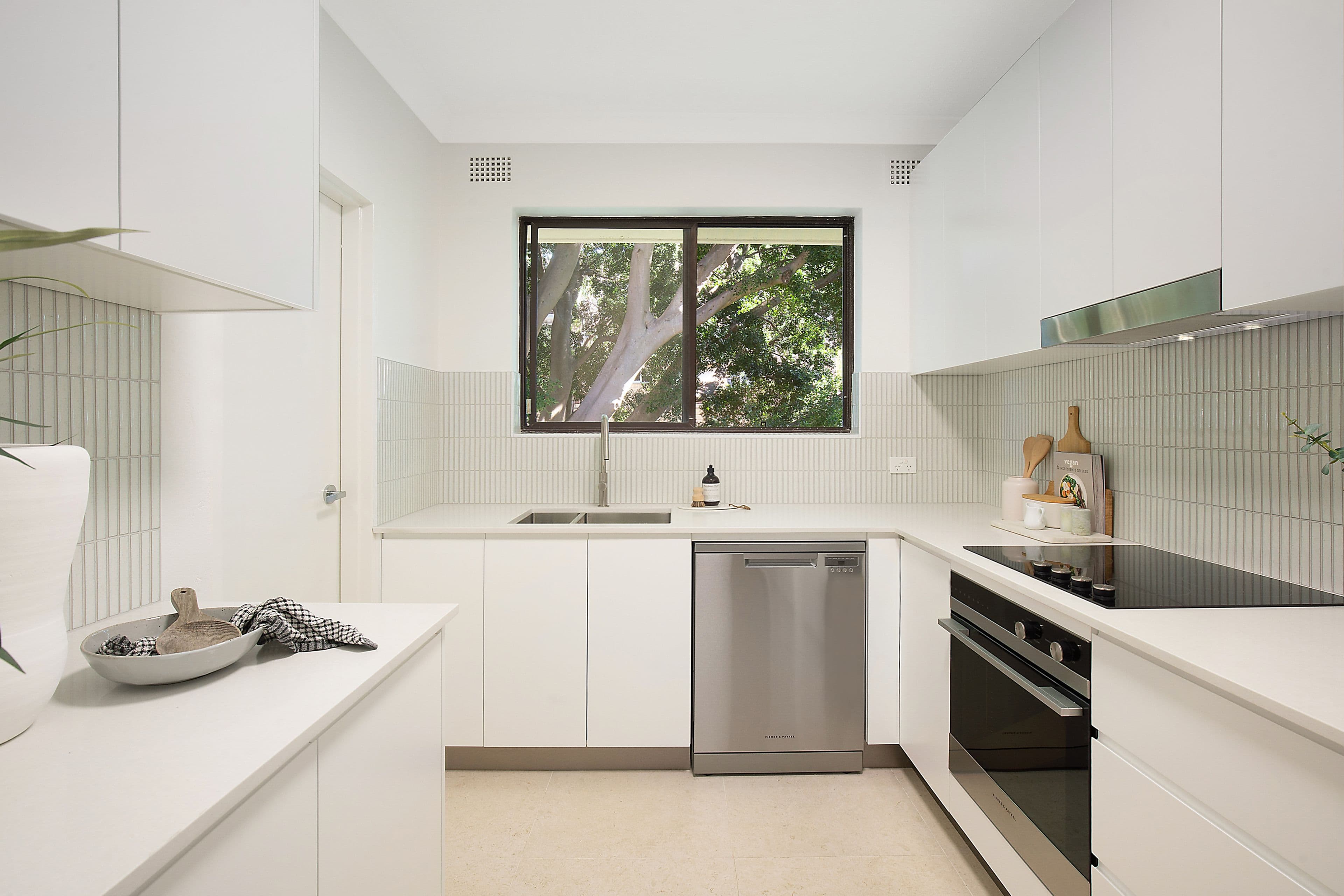 37-39 Sir Thomas Mitchell Road, Bondi Beach NSW 2026, Bondi Beach - Thumbnail 2