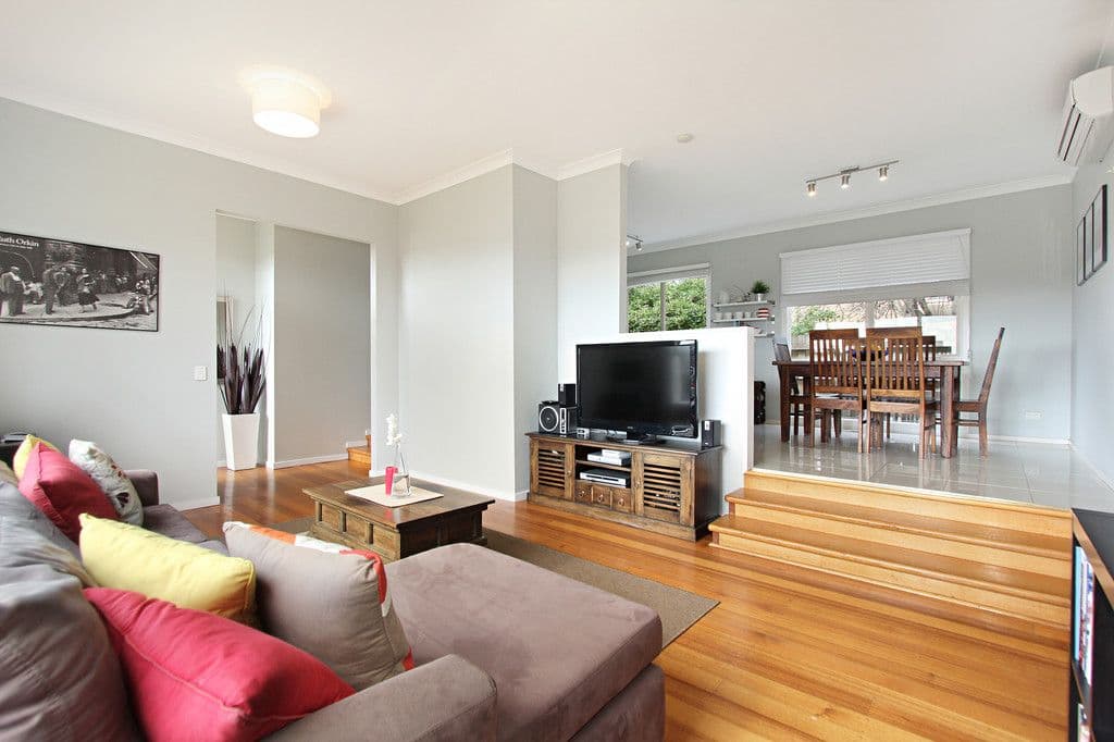 22 Railway Avenue, ASHWOOD VIC 3147, Ashwood - Thumbnail 3
