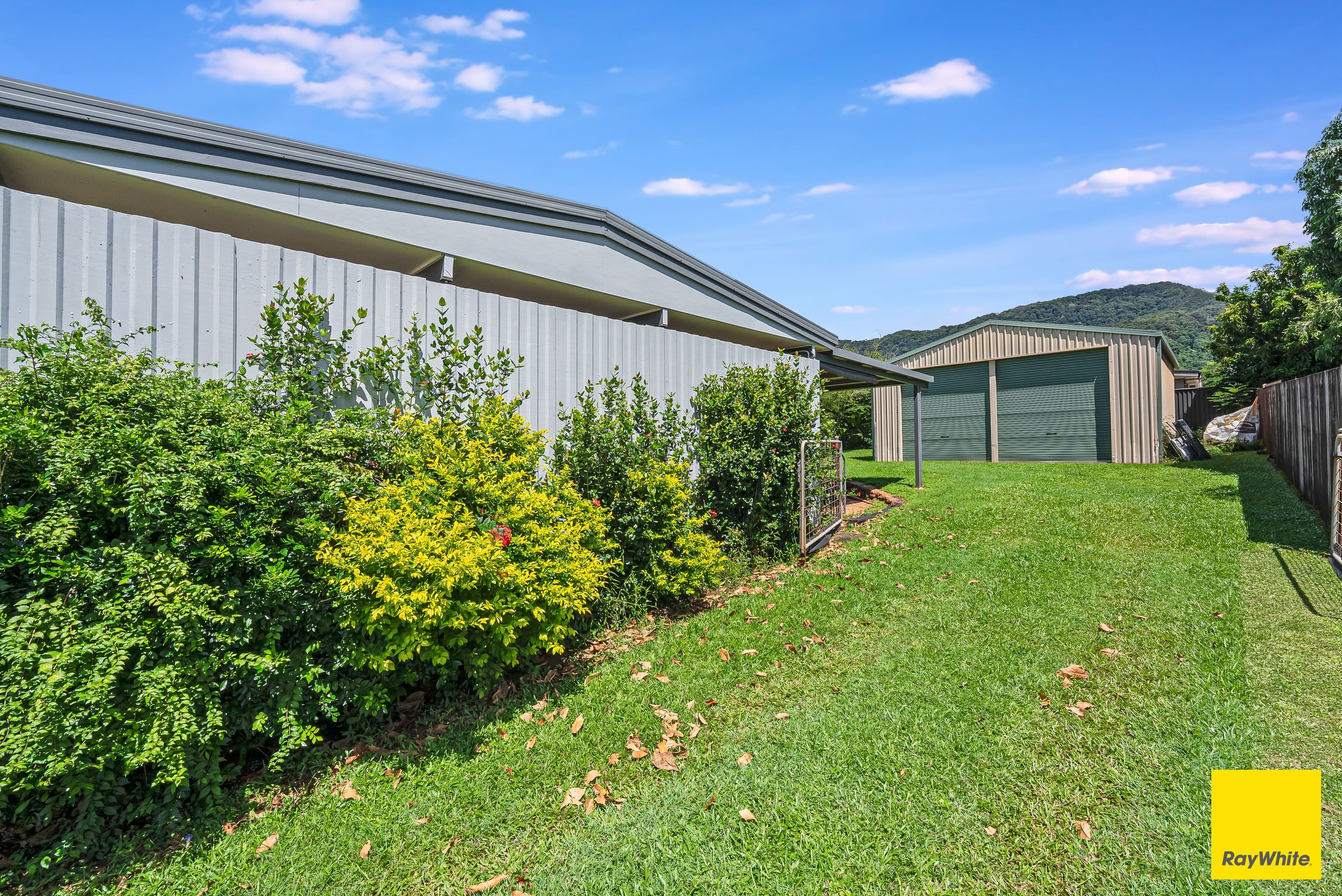 30 Peridot Street, Bayview Heights QLD 4868, Bayview Heights - Thumbnail 2