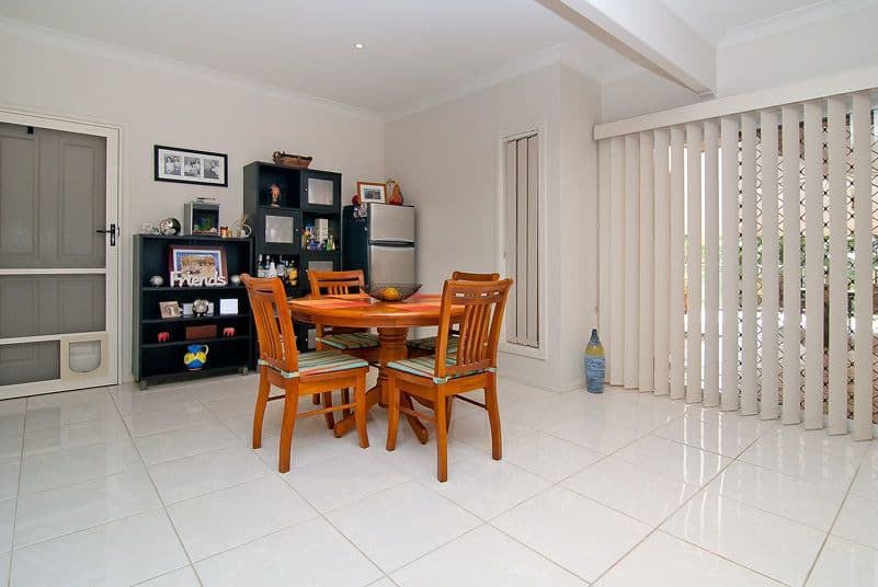 12 Park Court, SPRINGWOOD QLD 4127, Springwood - Thumbnail 8