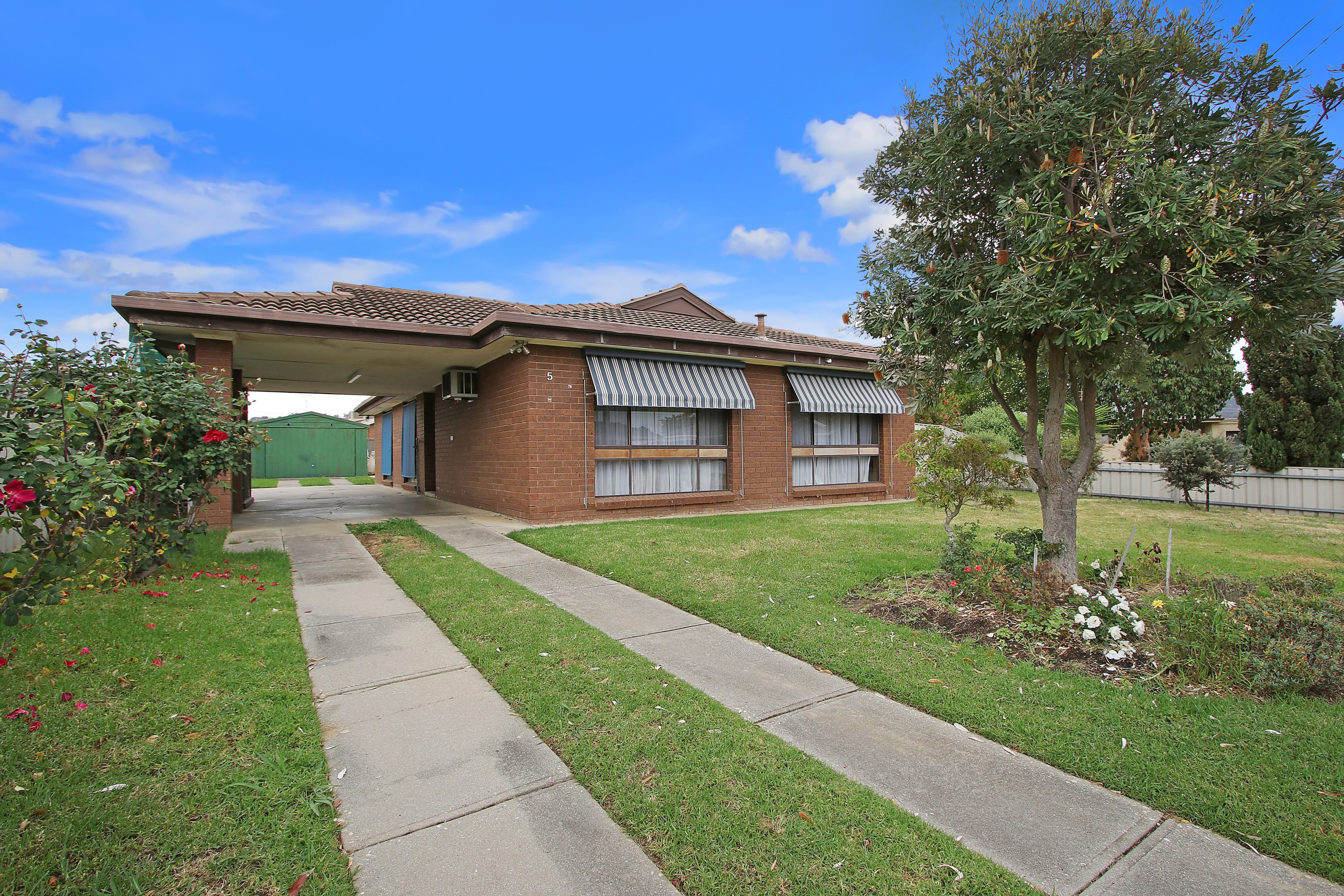 5 Jade Court, West Wodonga VIC 3690, West Wodonga - Image 1