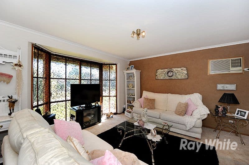 13 Phelan Drive, CRANBOURNE NORTH VIC 3977, Cranbourne North - Thumbnail 8