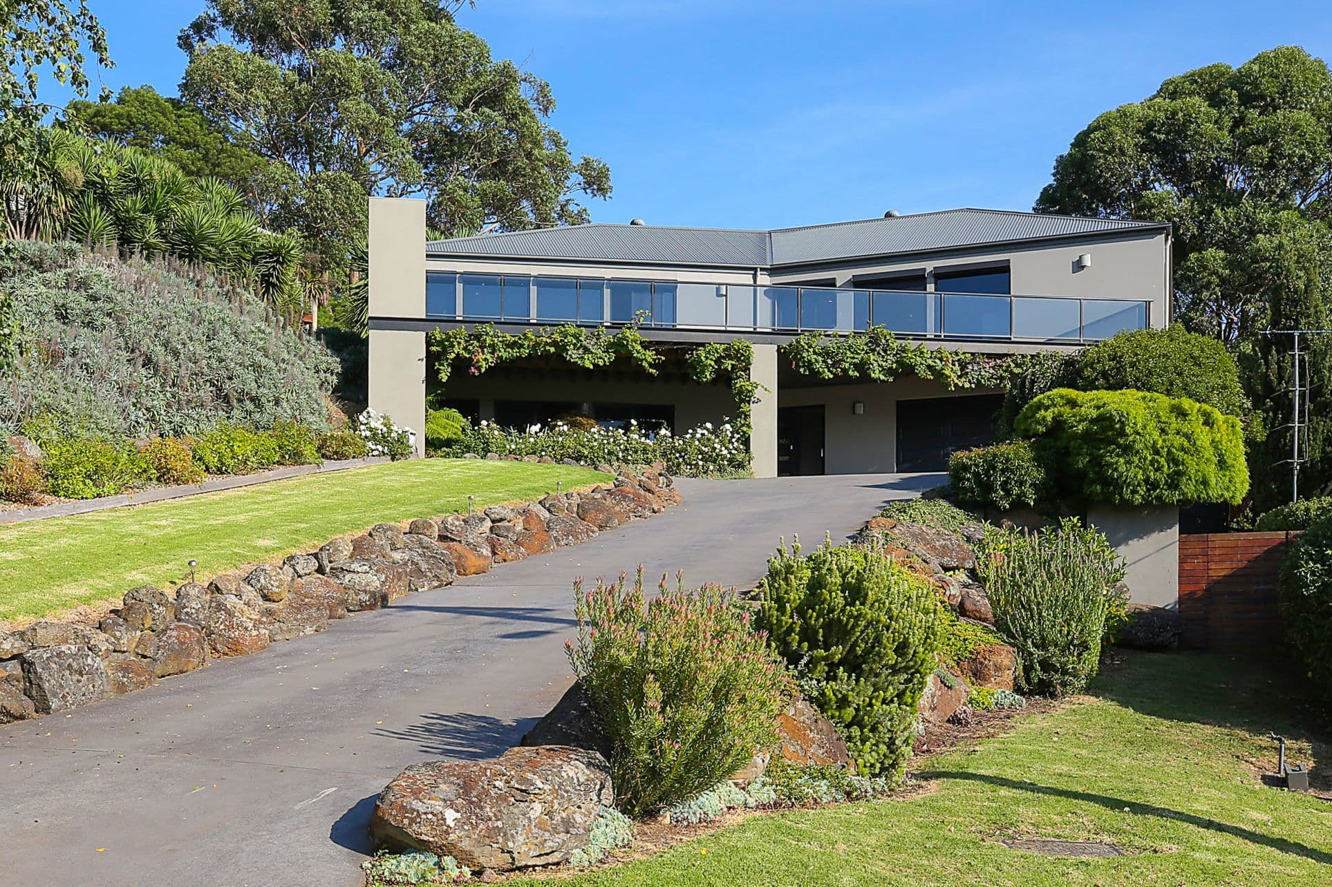 17 Kawana Court, Camperdown VIC 3260, Camperdown - Image 1