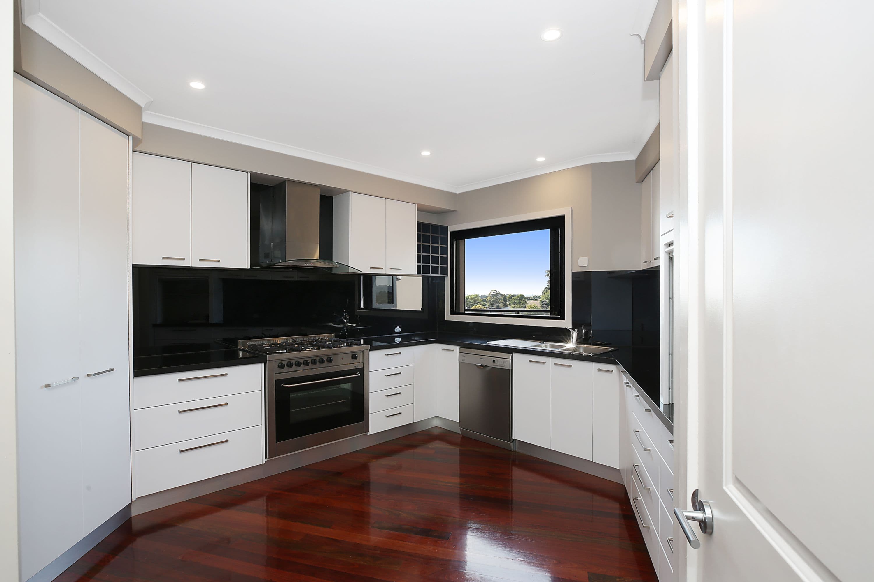 17 Kawana Court, Camperdown VIC 3260, Camperdown - Thumbnail 5