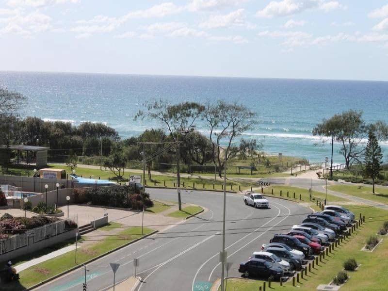 306 'Hi Ho' 2 Queensland Avenue, BROADBEACH QLD 4218, Broadbeach - Thumbnail 2