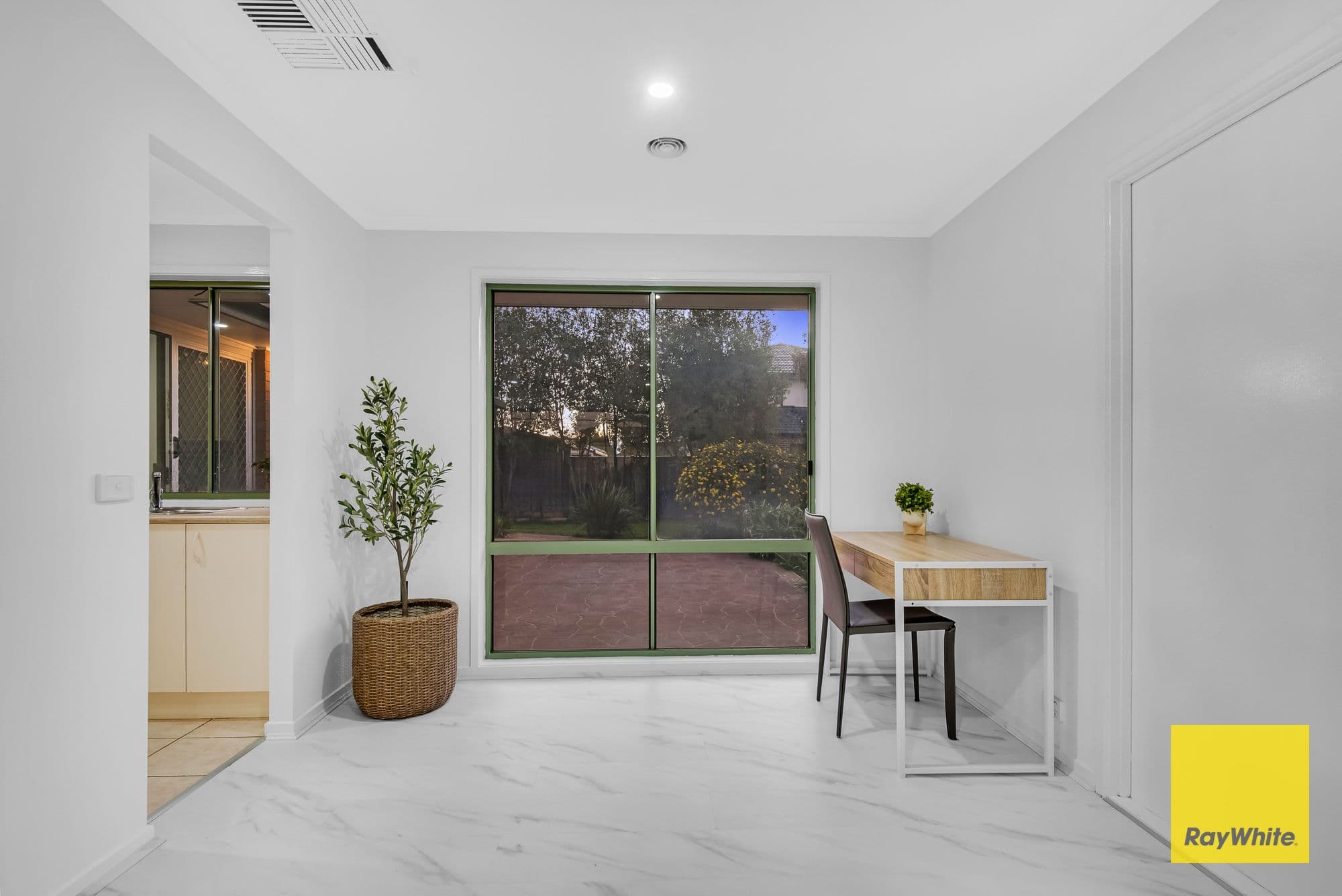 5 Nunn Avenue, Truganina VIC 3029, Truganina - Thumbnail 8
