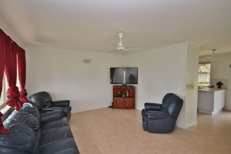 8 Tudor Court, Beerwah QLD 4519, Beerwah - Thumbnail 2