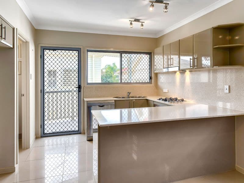 18 Lothian Street, ANNERLEY QLD 4103, Annerley - Thumbnail 4